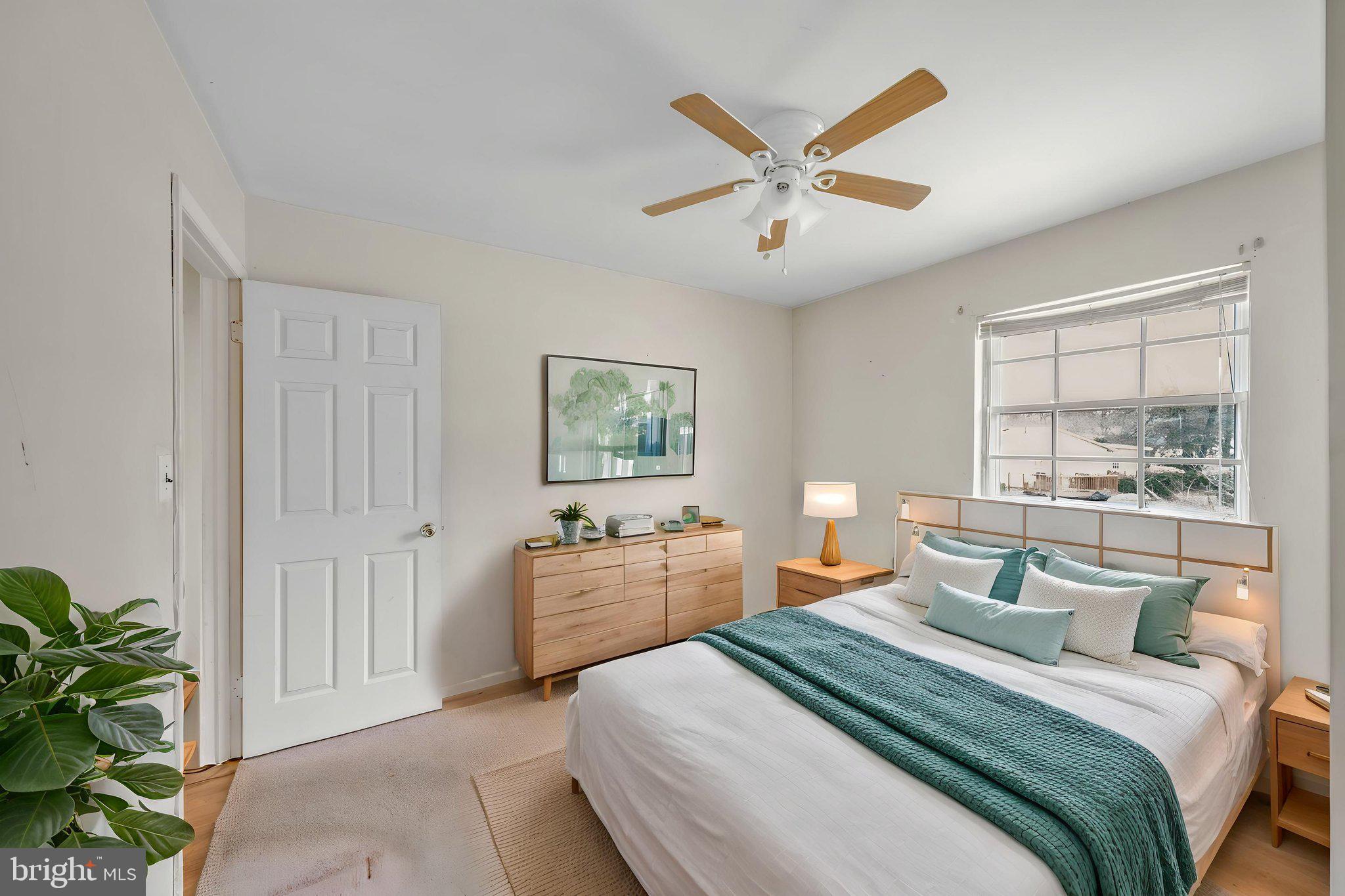 WHITFIELD GARDENS - Residential