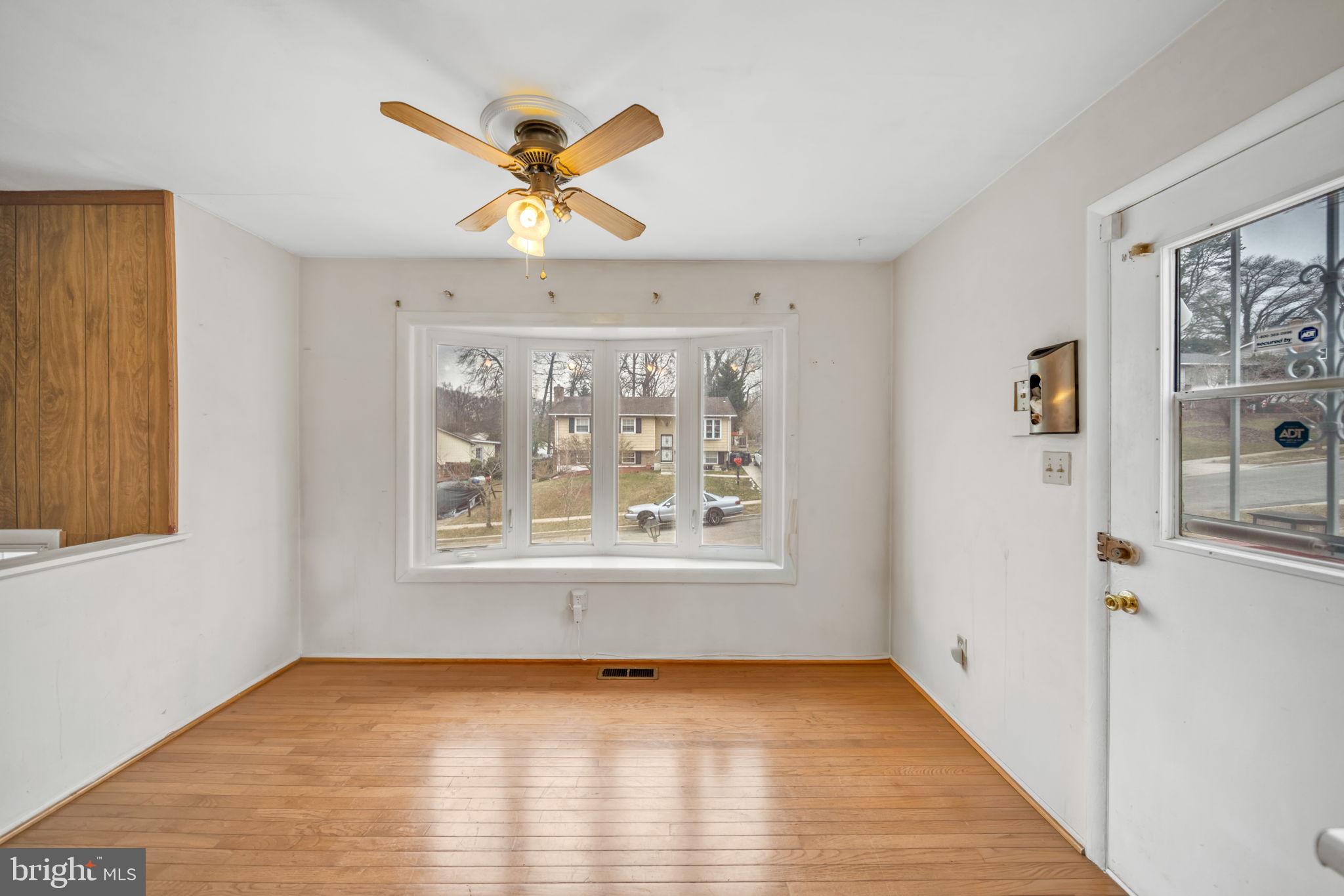 WHITFIELD GARDENS - Residential