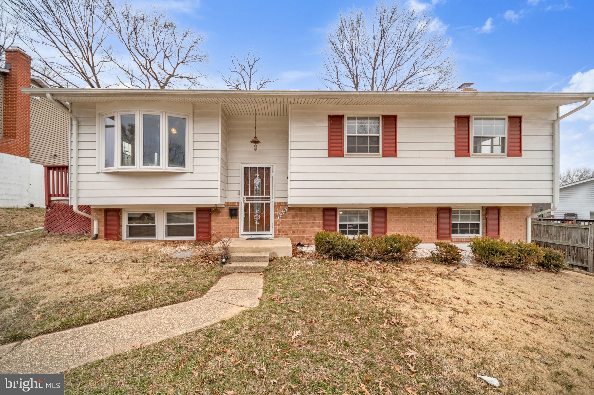 WHITFIELD GARDENS - Residential