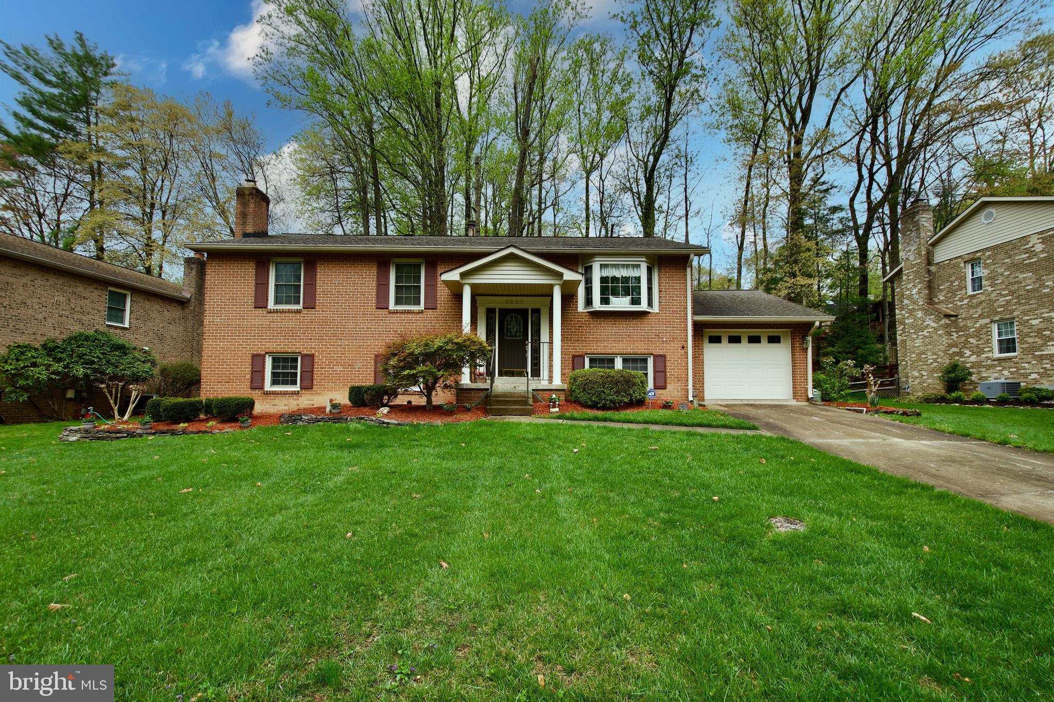 6690 OLD BLACKSMITH DRIVE