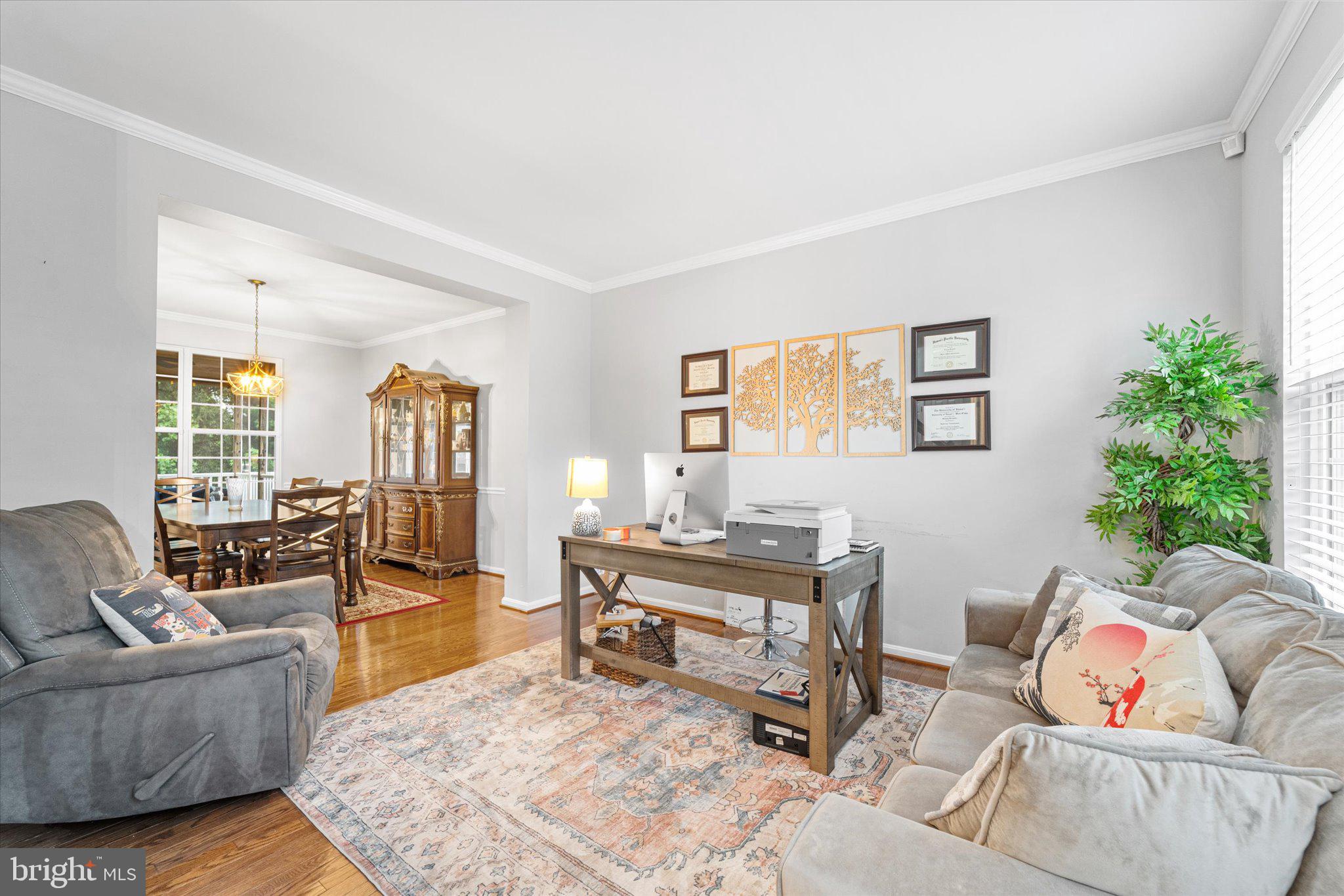 EAGLES POINTE - Residential