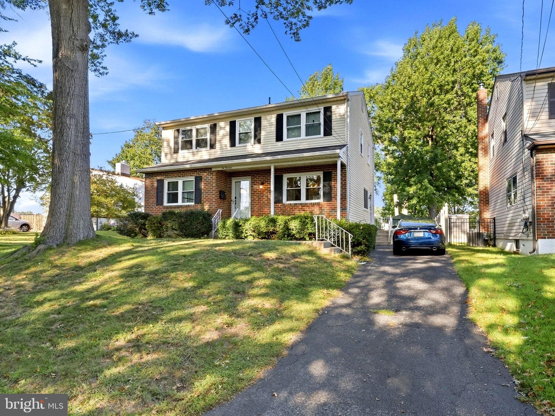 614 HIGHLAND TERRACE