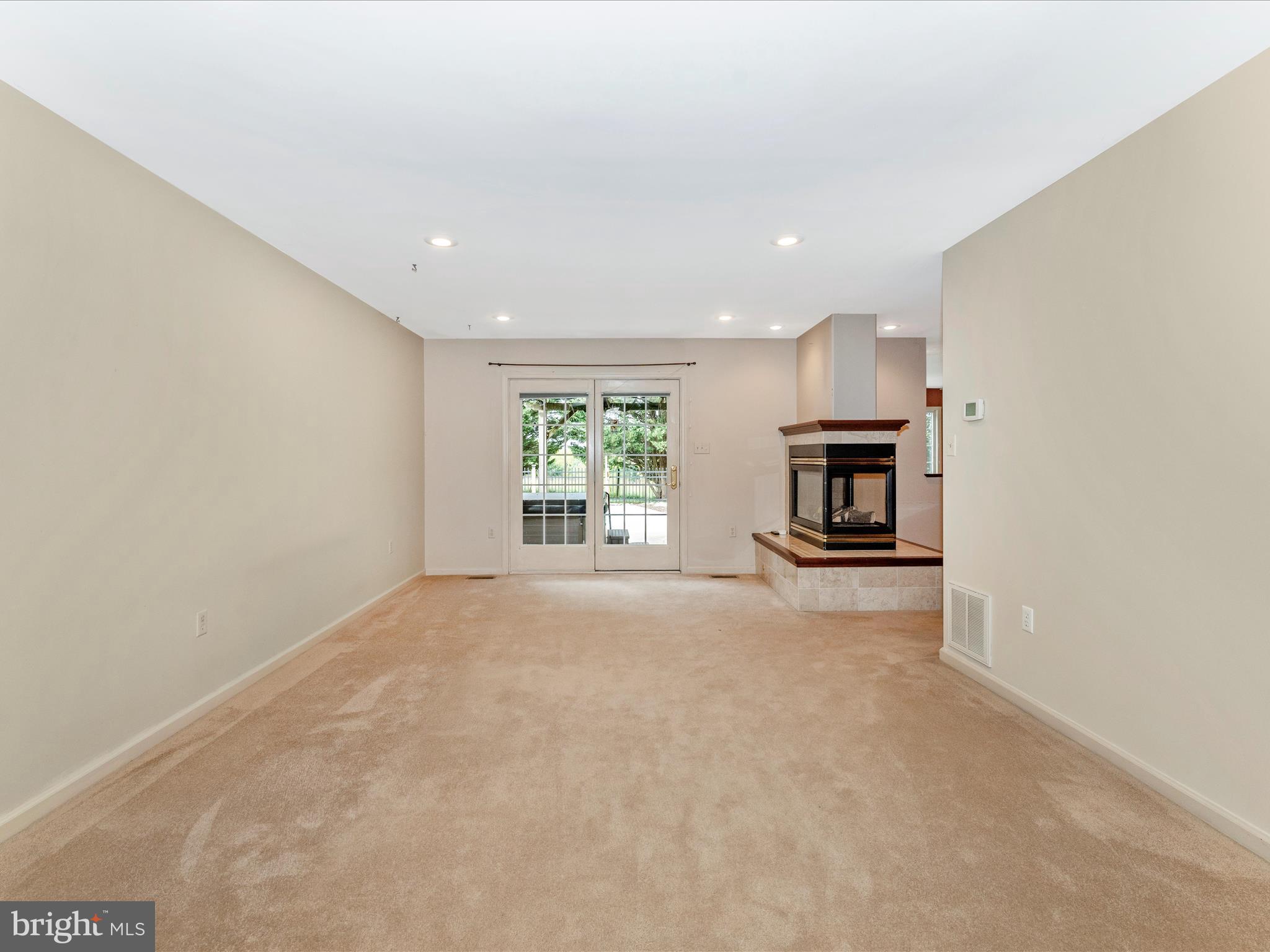 ROSS MILL RIDGE - Residential