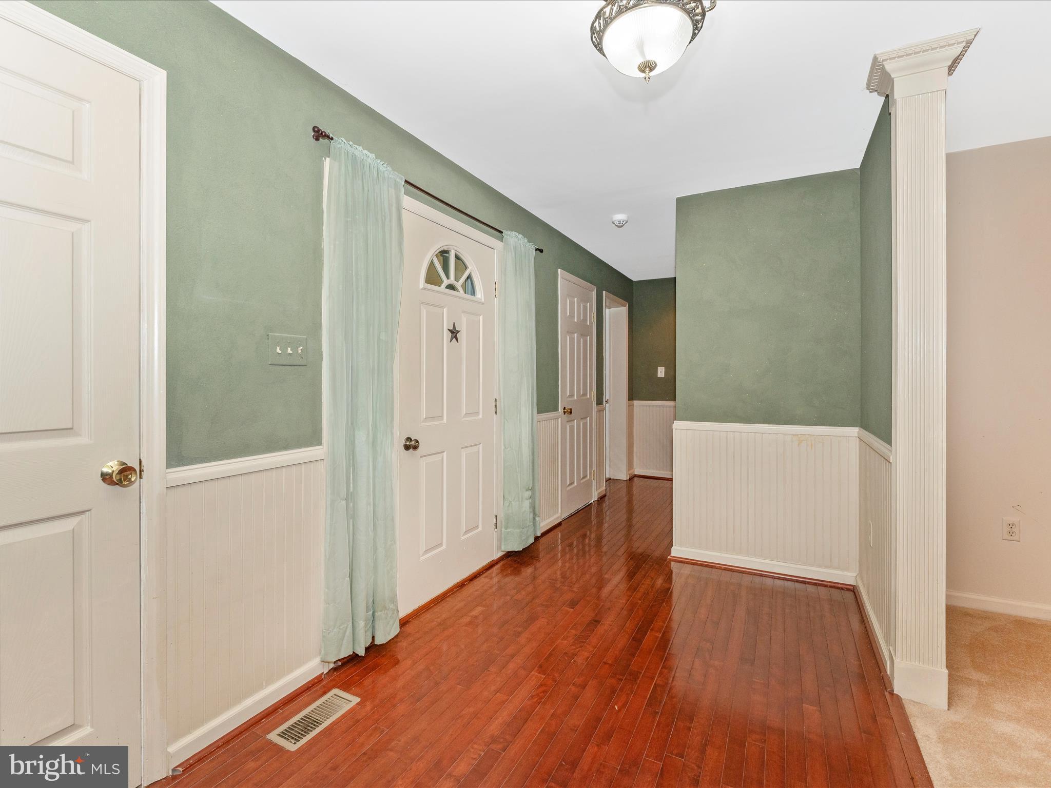 ROSS MILL RIDGE - Residential