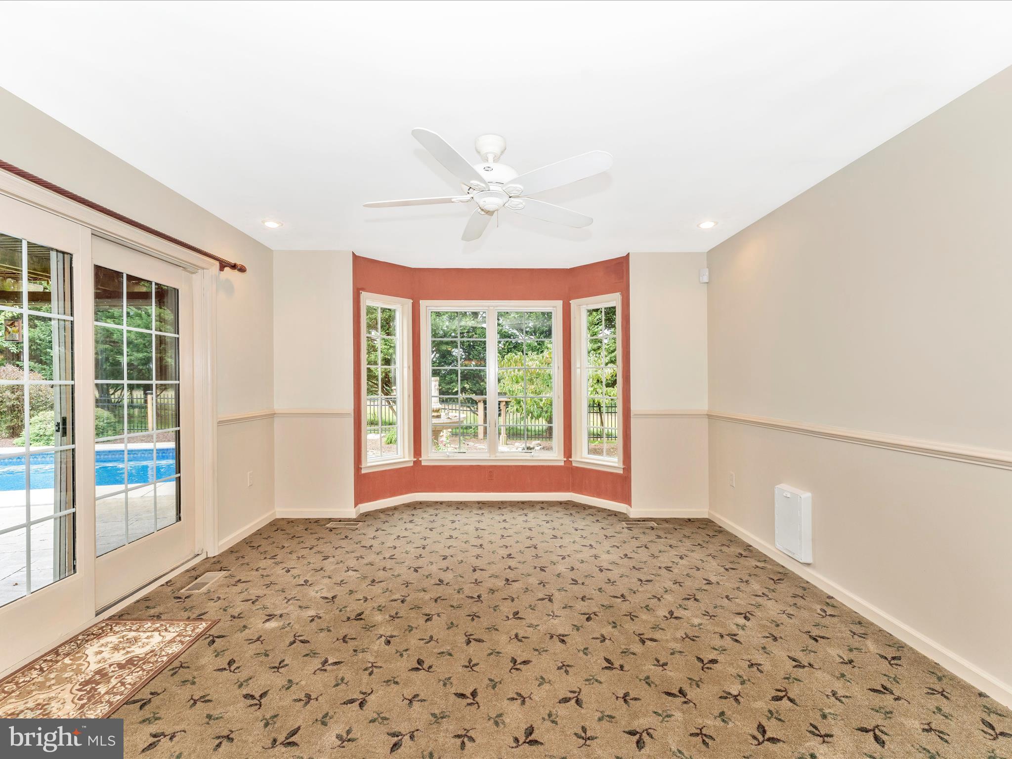 ROSS MILL RIDGE - Residential