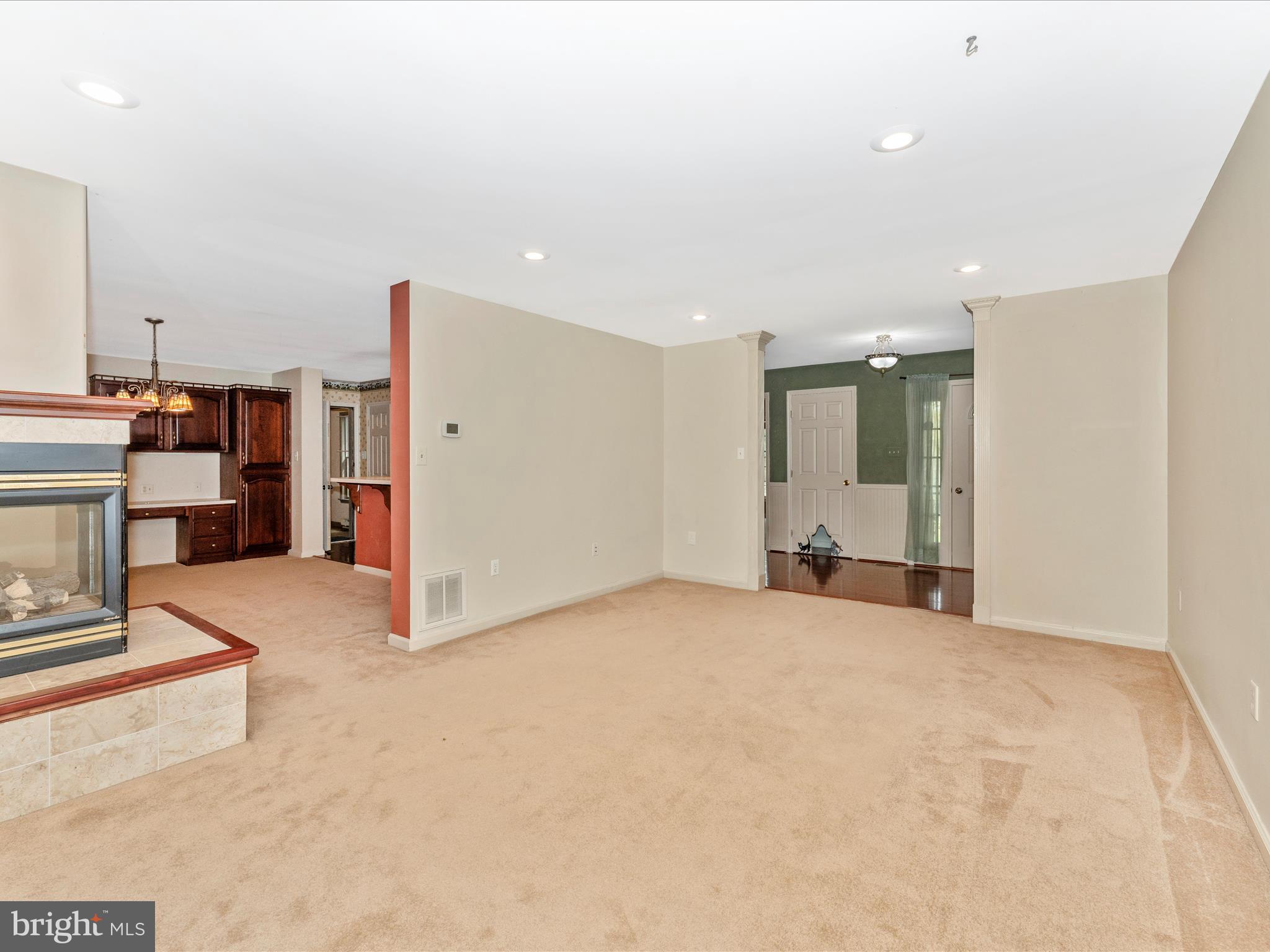 ROSS MILL RIDGE - Residential