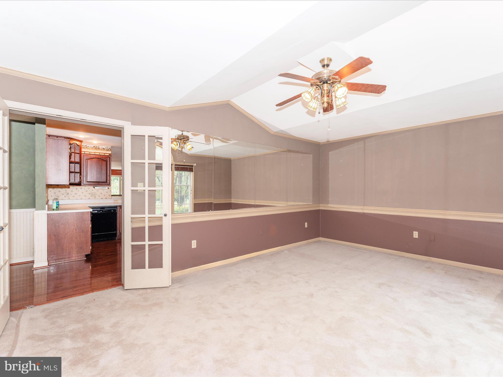 ROSS MILL RIDGE - Residential