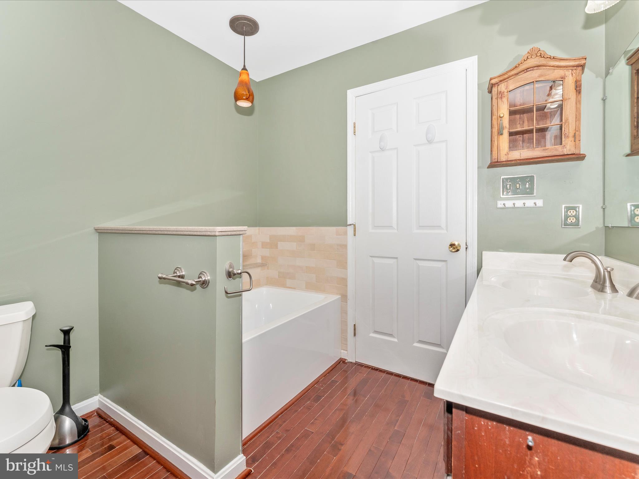 ROSS MILL RIDGE - Residential