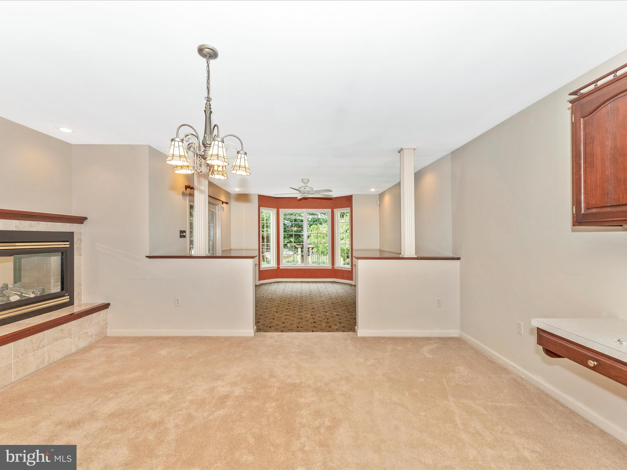 ROSS MILL RIDGE - Residential