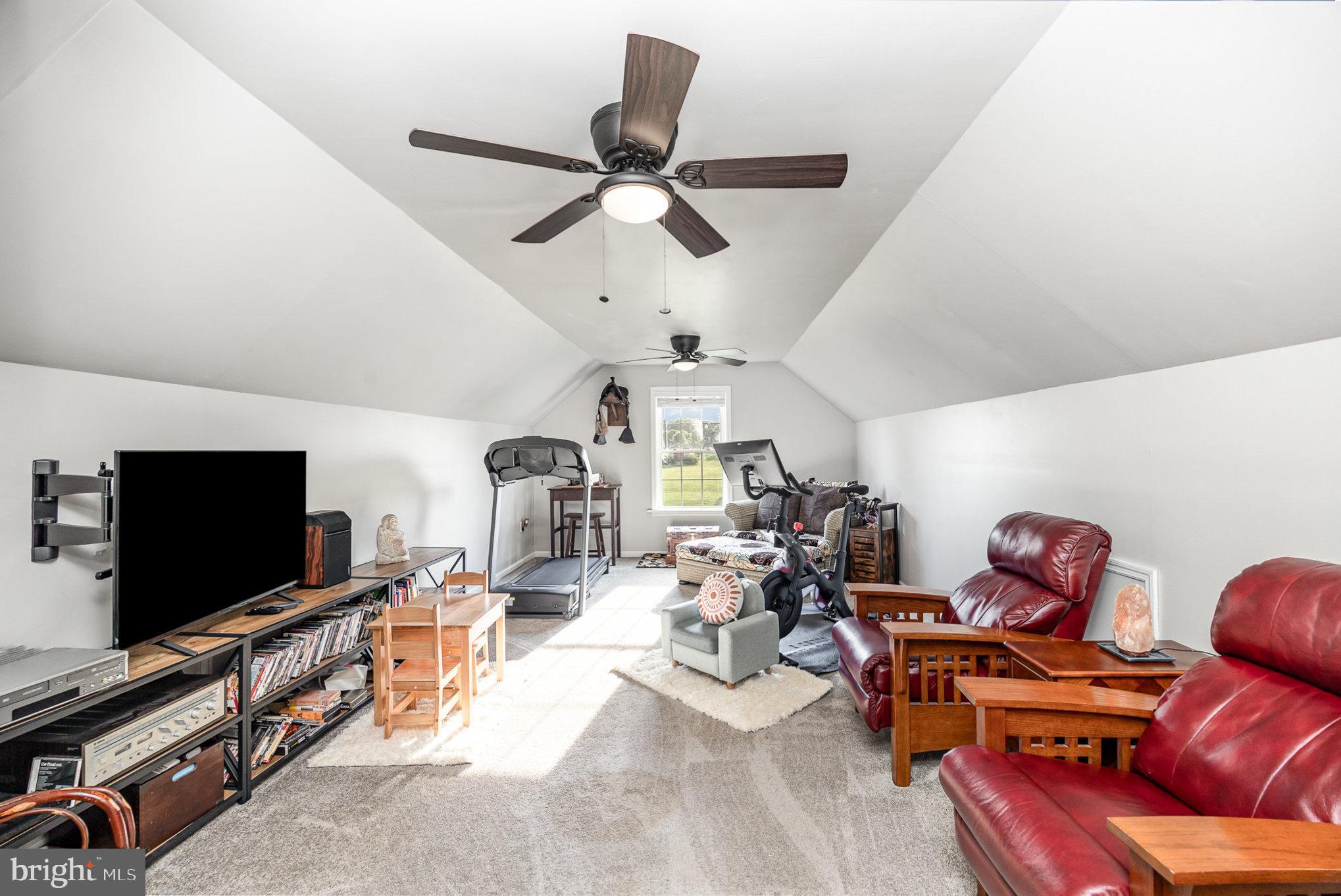 LINDENWOOD - Residential