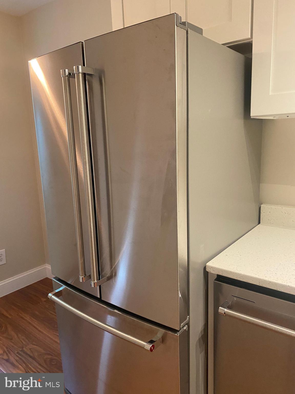 COLONIAL VILLAGE - Residential Lease