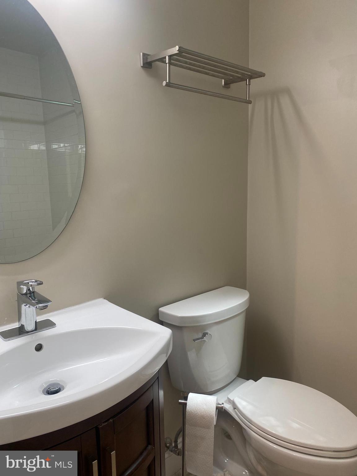 COLONIAL VILLAGE - Residential Lease