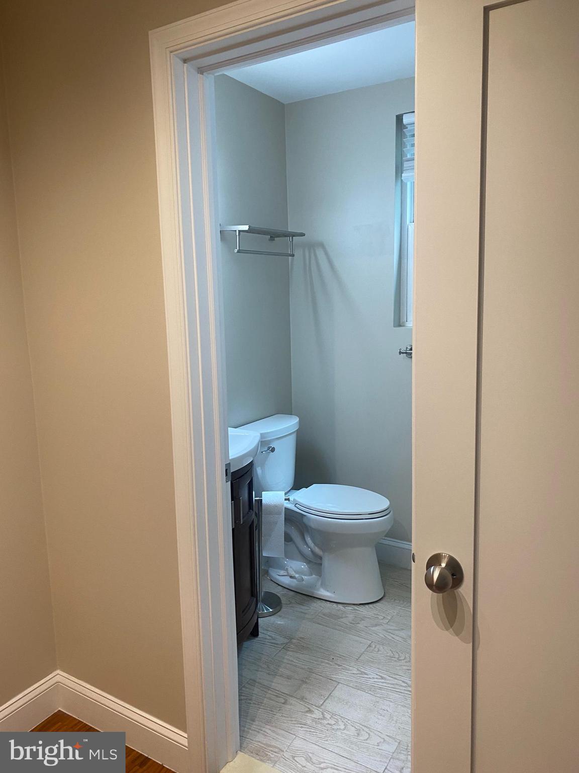 COLONIAL VILLAGE - Residential Lease