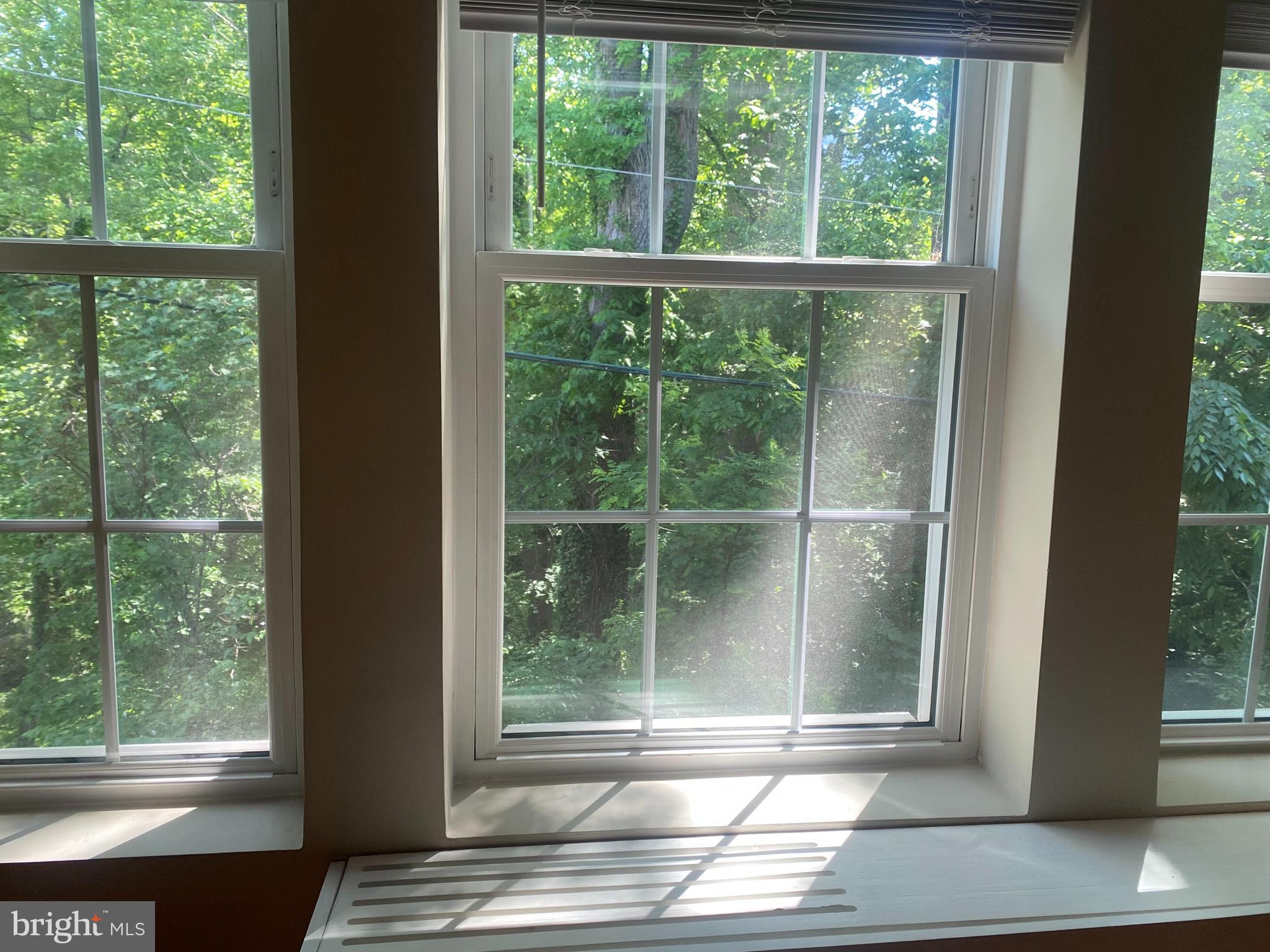 COLONIAL VILLAGE - Residential Lease