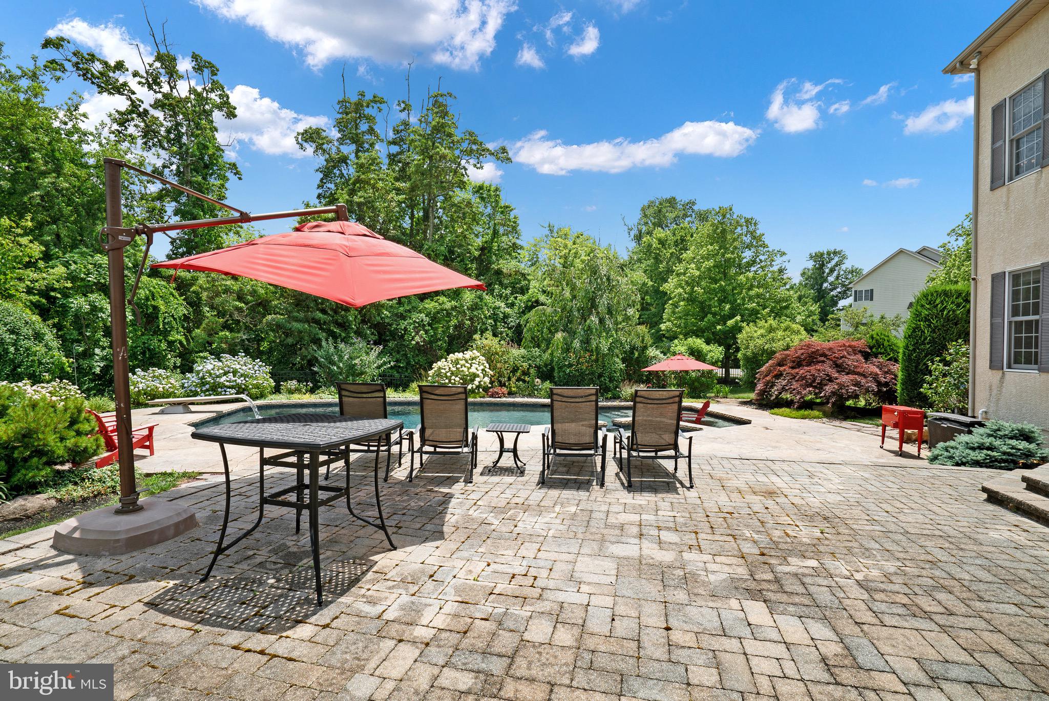 RIDINGS OF WARWICK - Residential