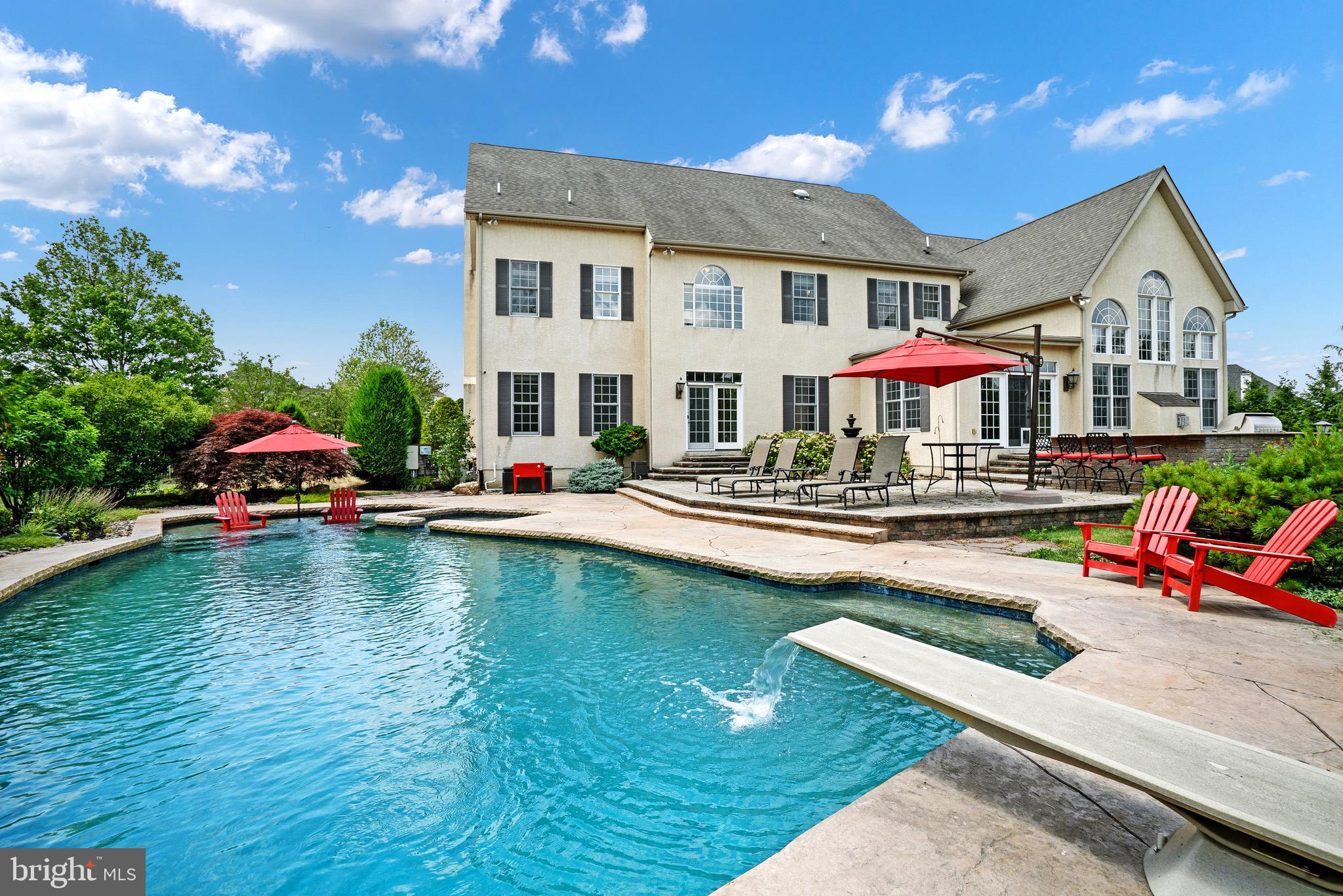 RIDINGS OF WARWICK - Residential