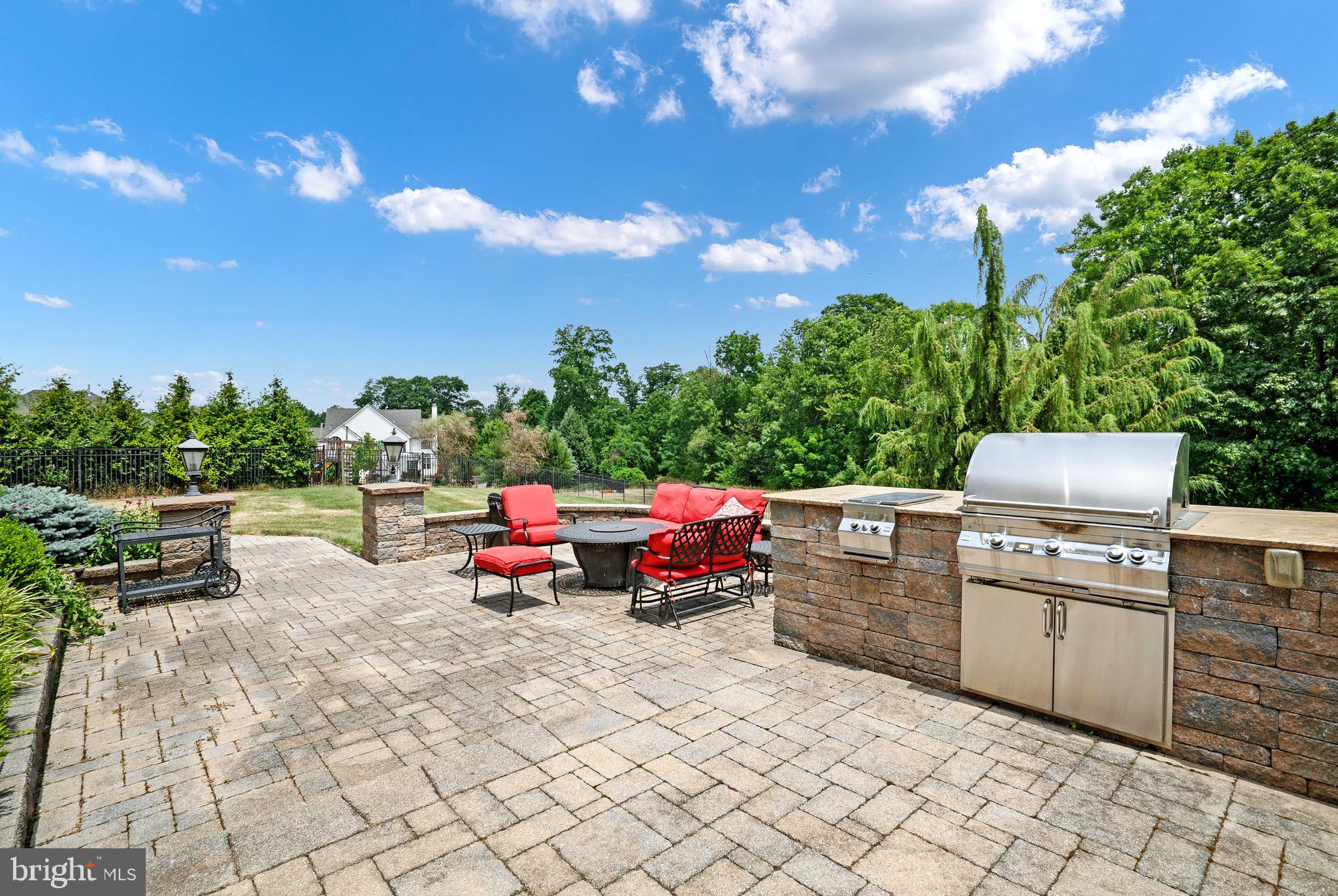 RIDINGS OF WARWICK - Residential