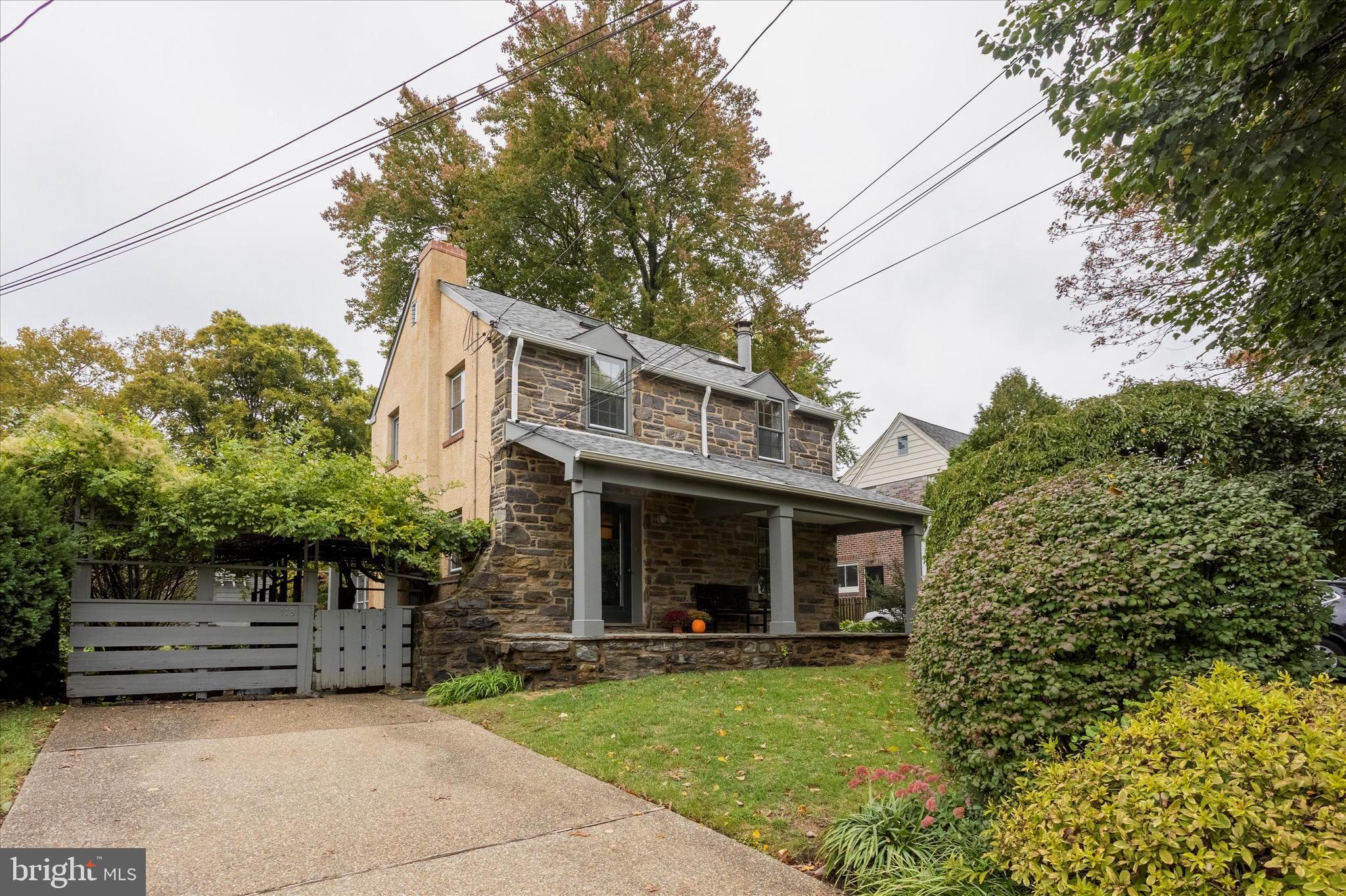 PADDOCK FARMS - Residential