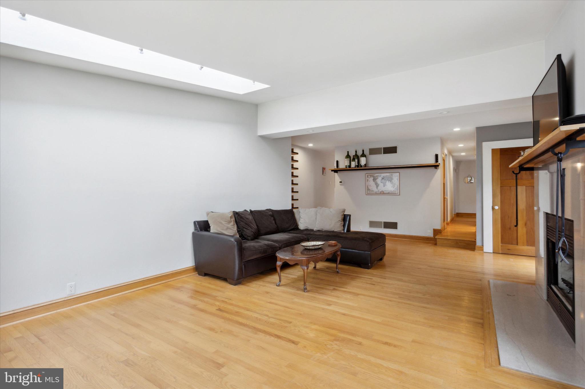 PADDOCK FARMS - Residential