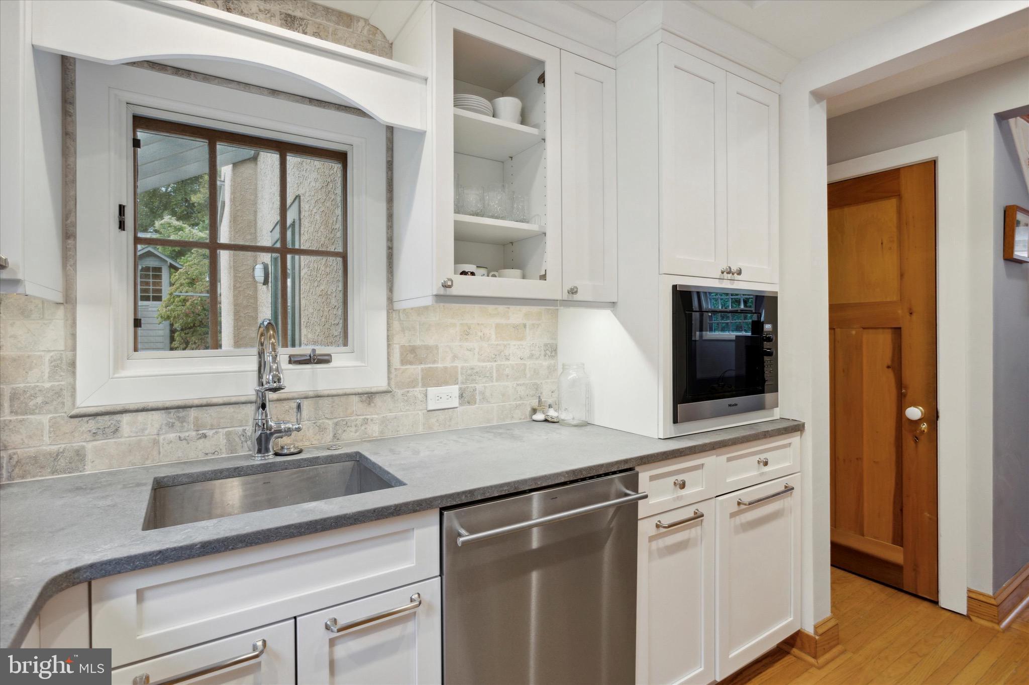 PADDOCK FARMS - Residential