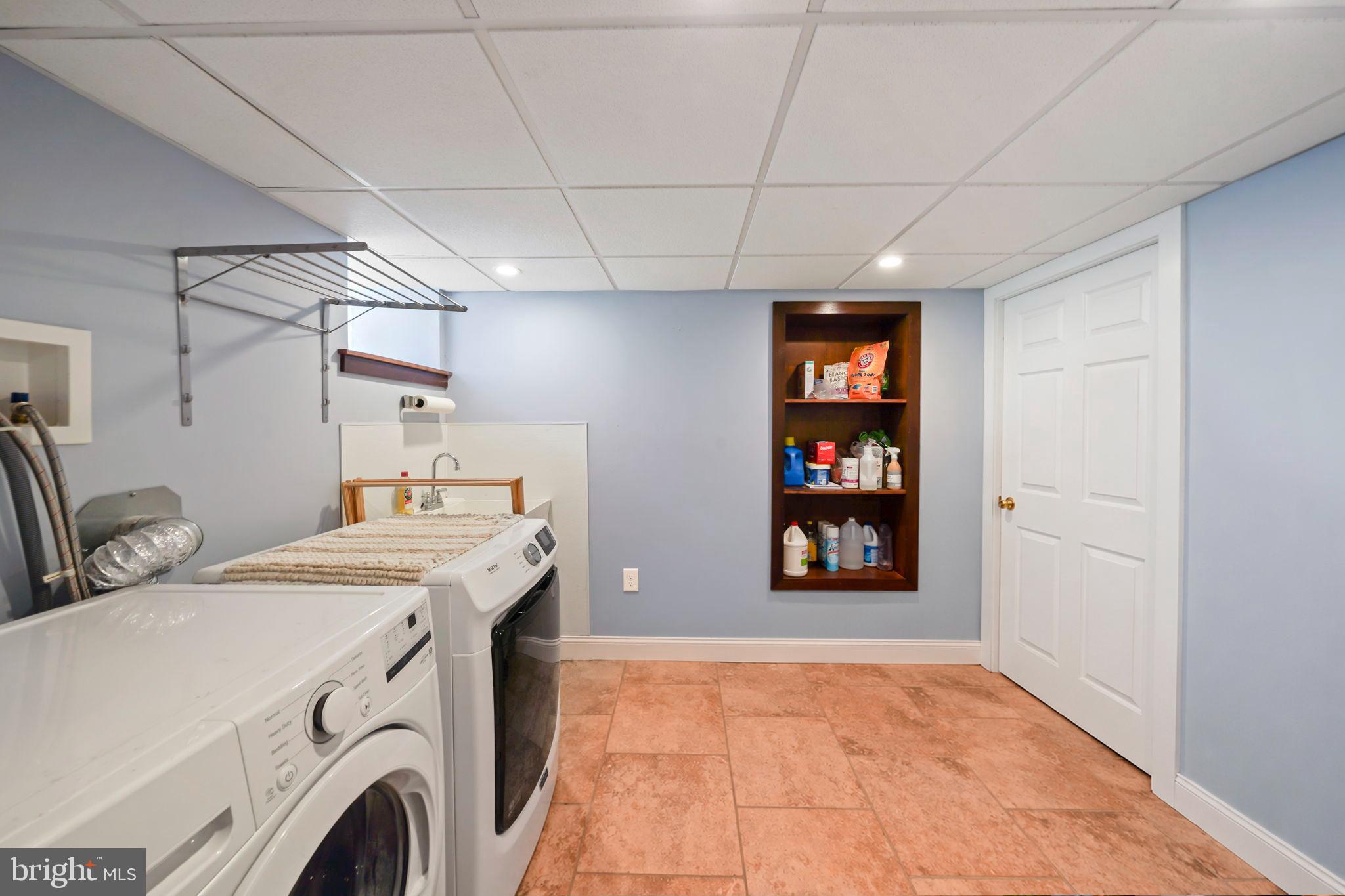 ROXBOROUGH - Residential