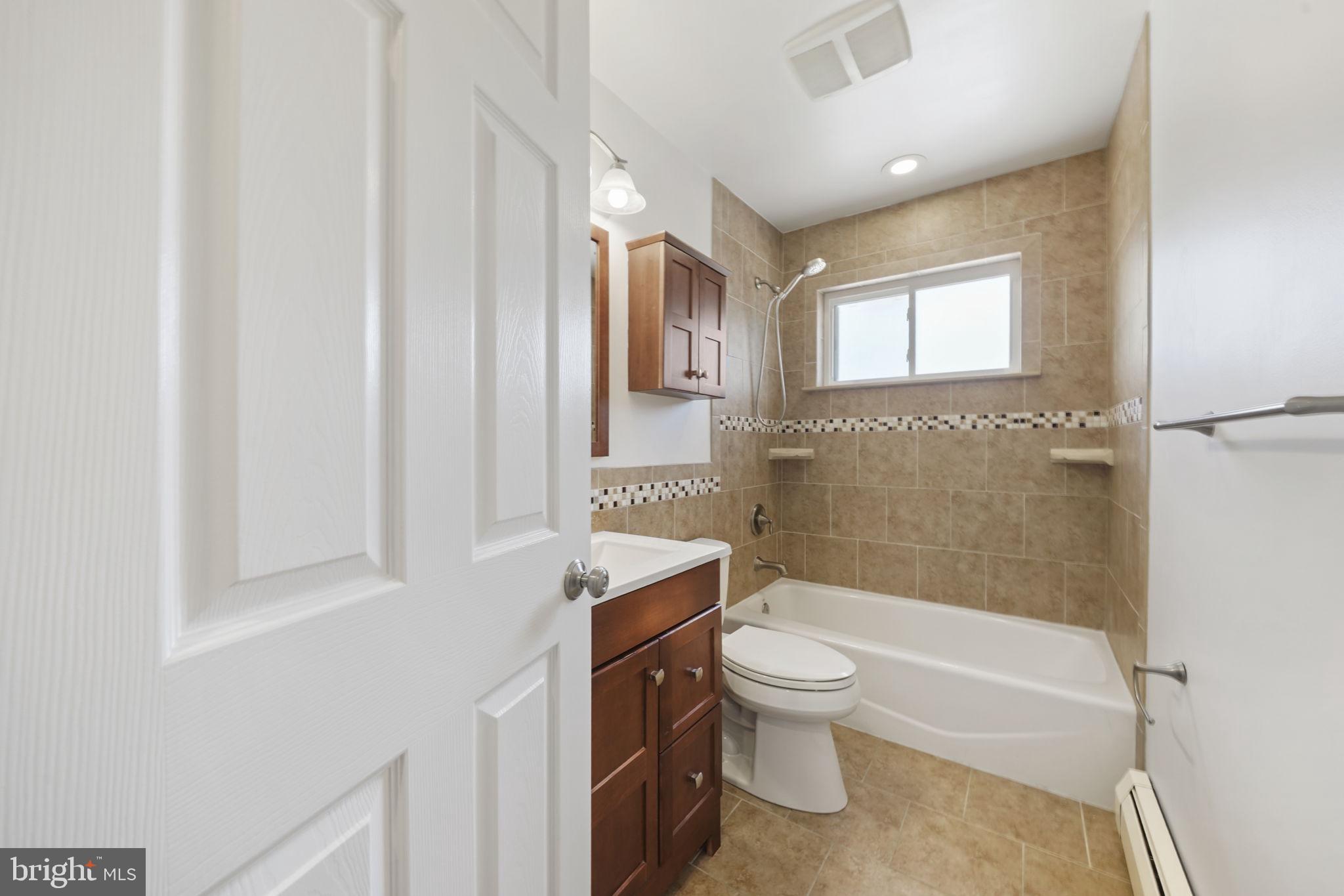 ROXBOROUGH - Residential