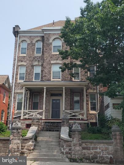 SOUTHERN READING - Residential Lease