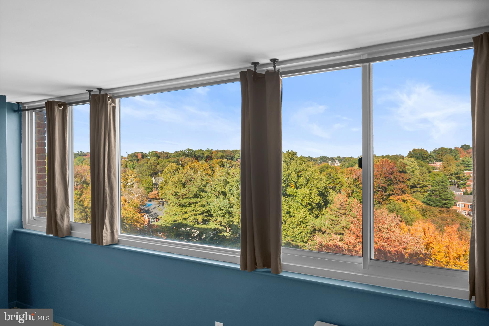 BOLLING BROOK TOWERS - Residential