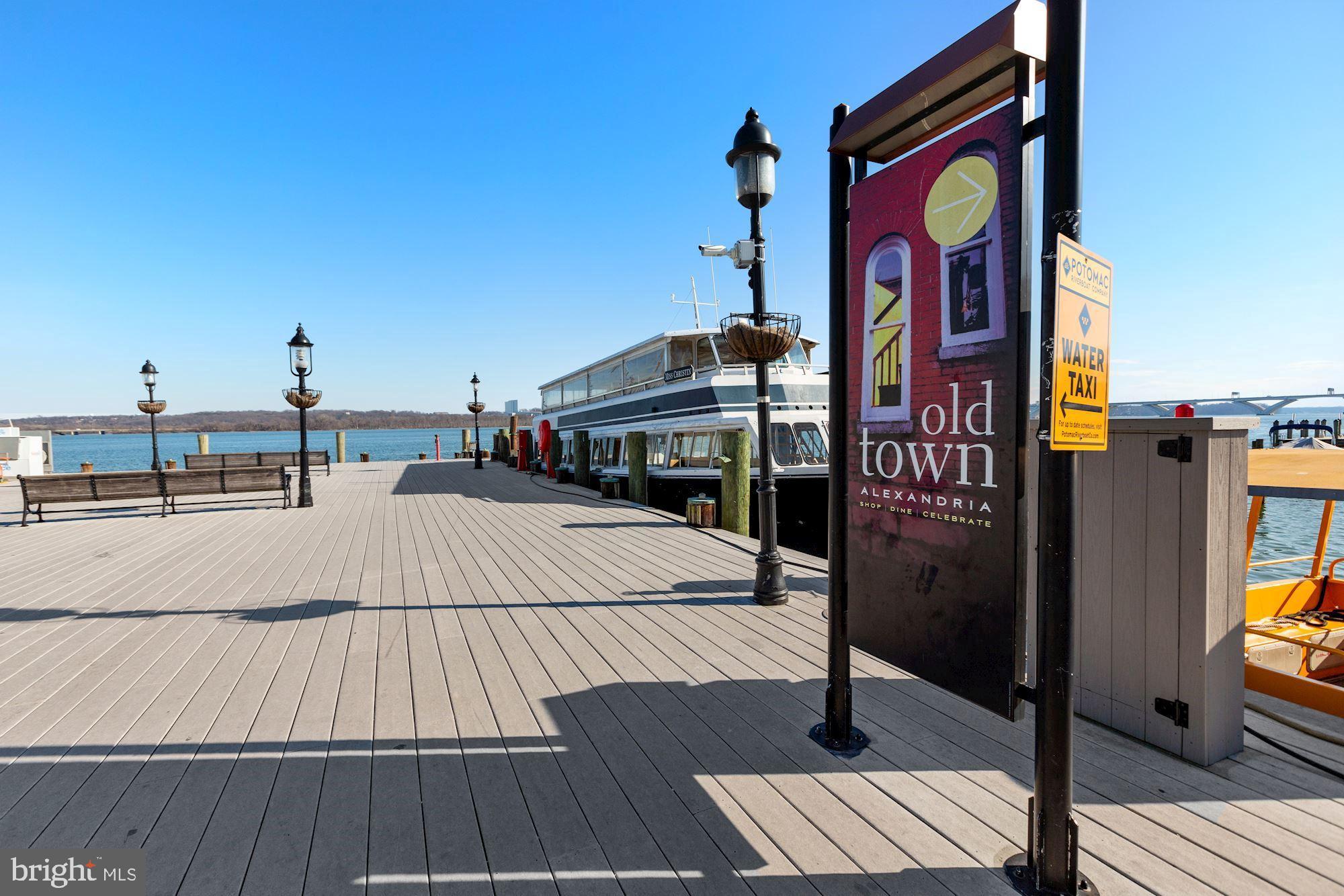 BOLLING BROOK TOWERS - Residential