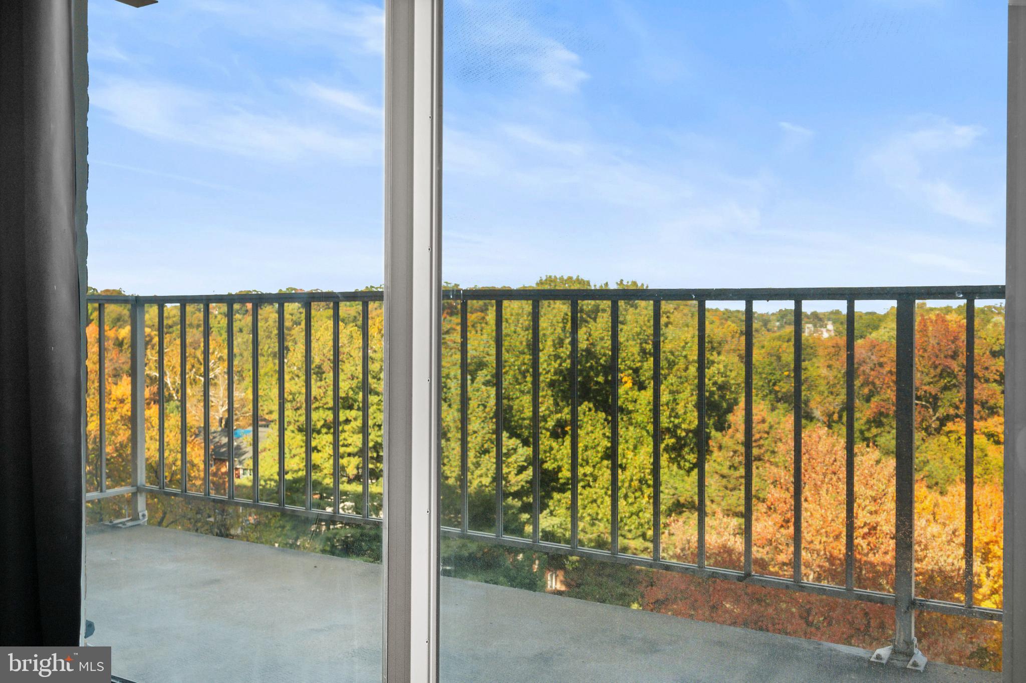 BOLLING BROOK TOWERS - Residential