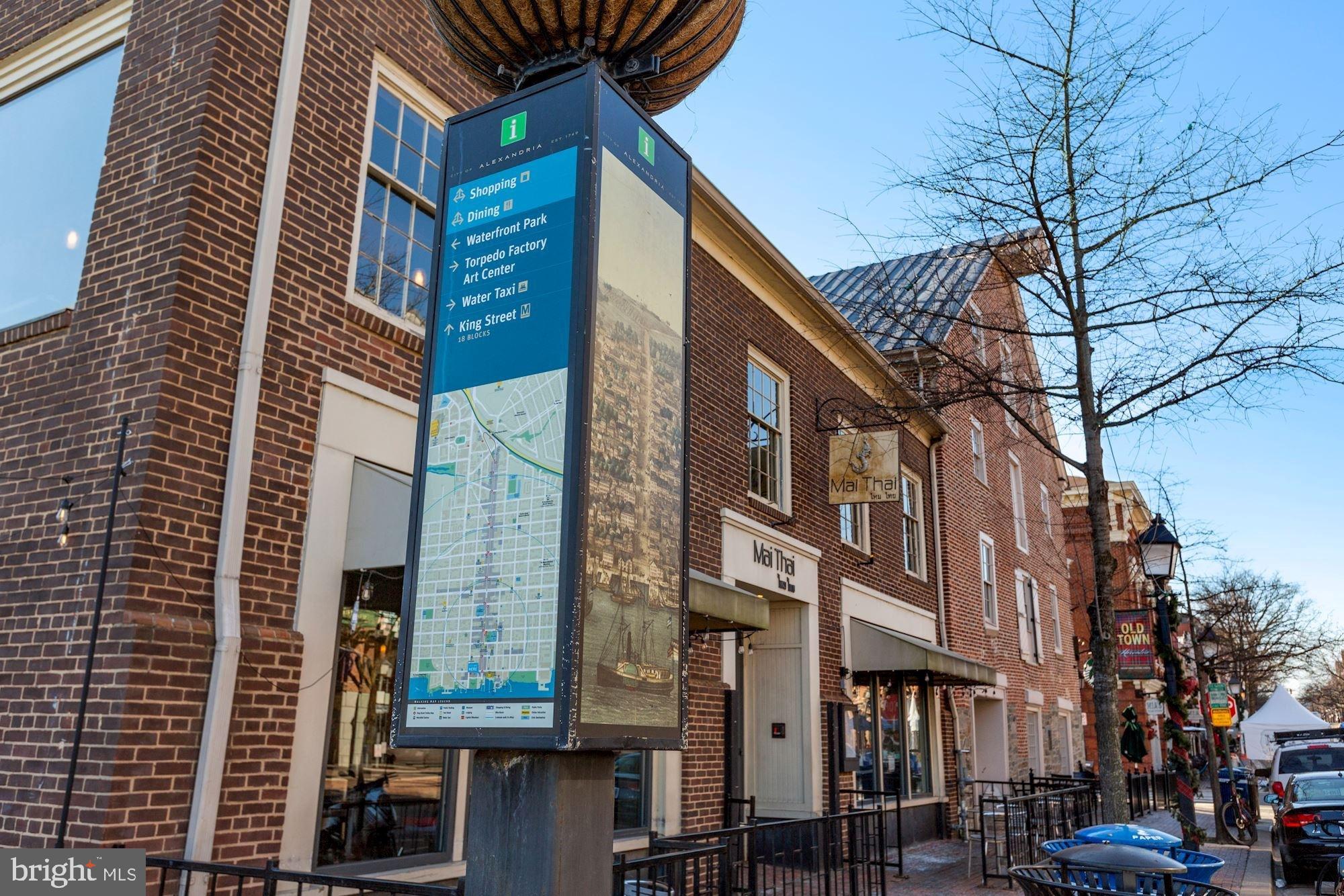 BOLLING BROOK TOWERS - Residential