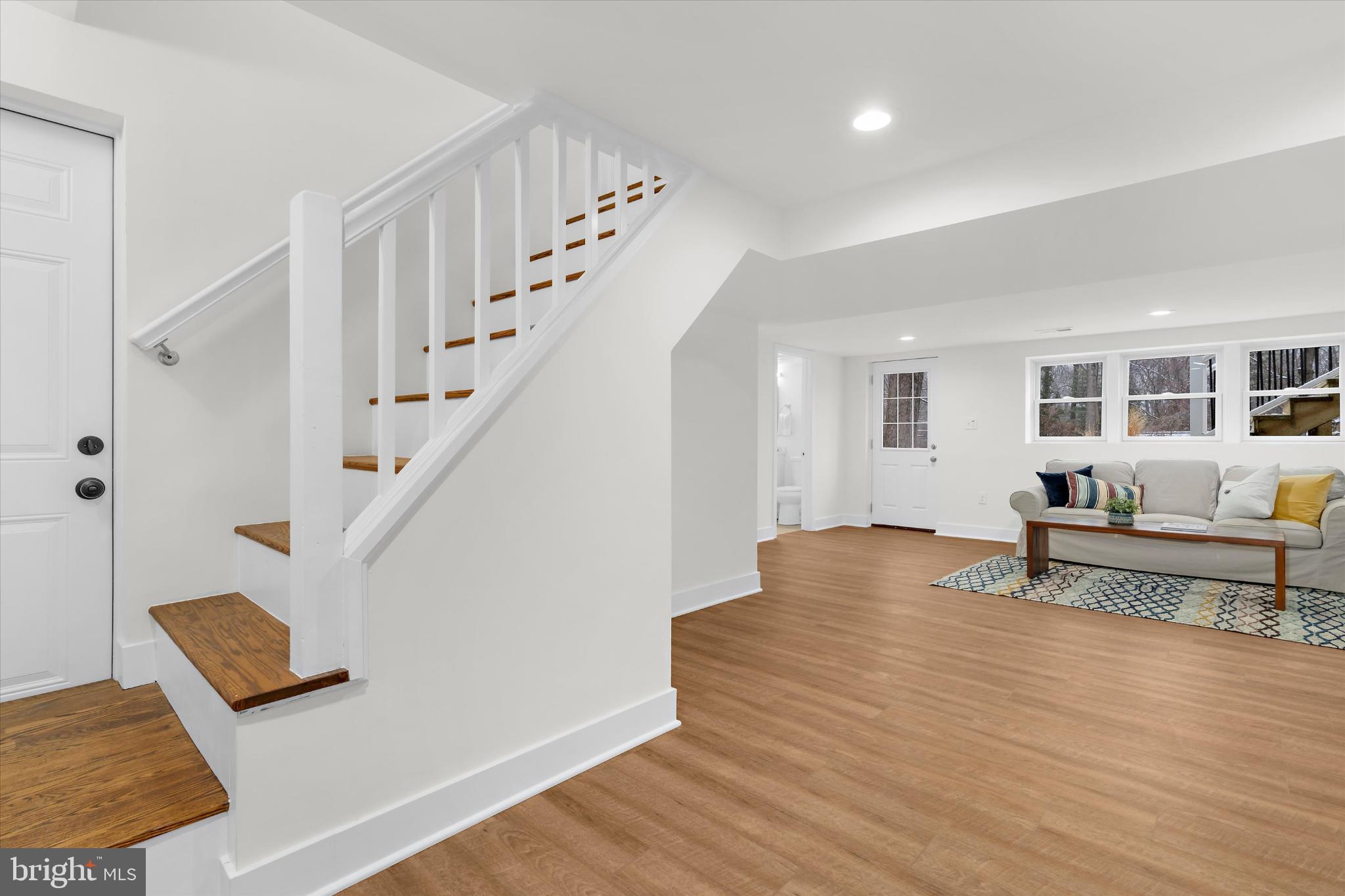 DOGWOOD HILL - Residential