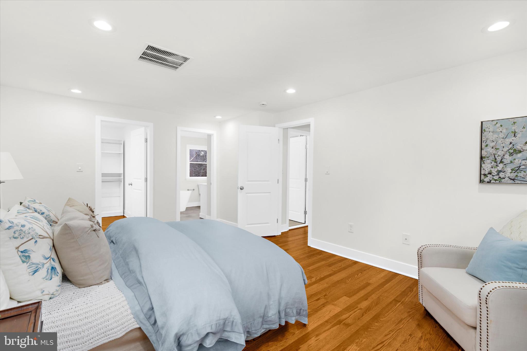 DOGWOOD HILL - Residential