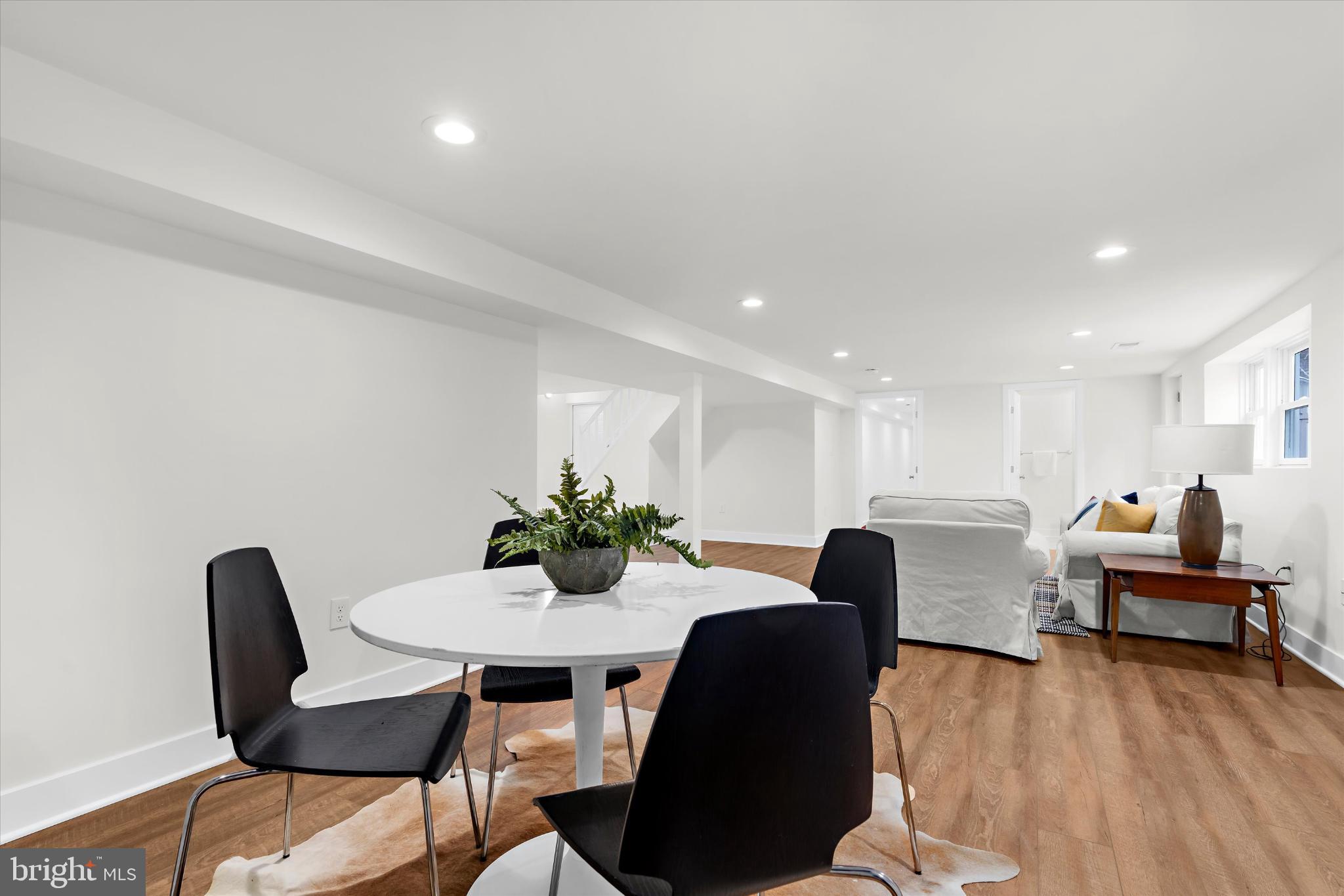 DOGWOOD HILL - Residential