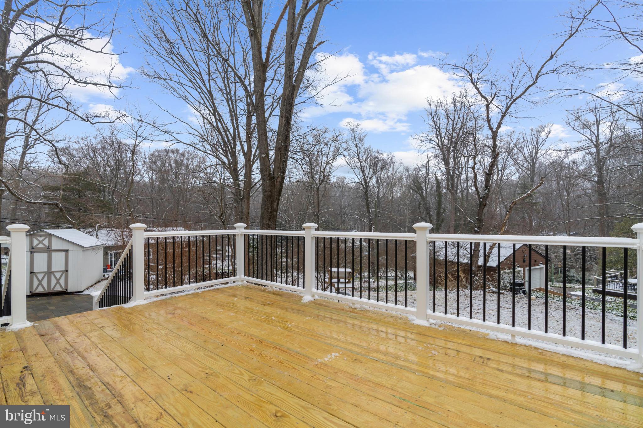 DOGWOOD HILL - Residential