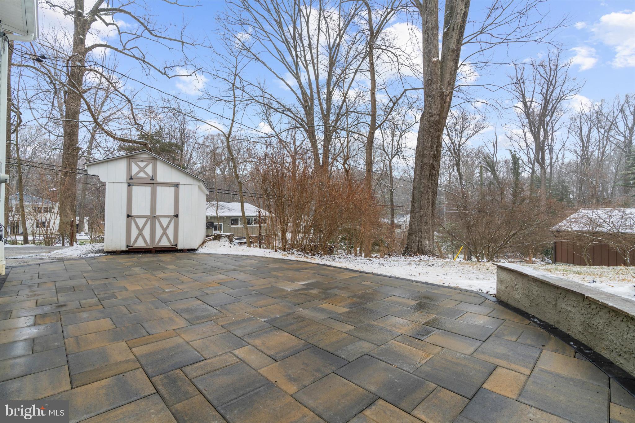 DOGWOOD HILL - Residential