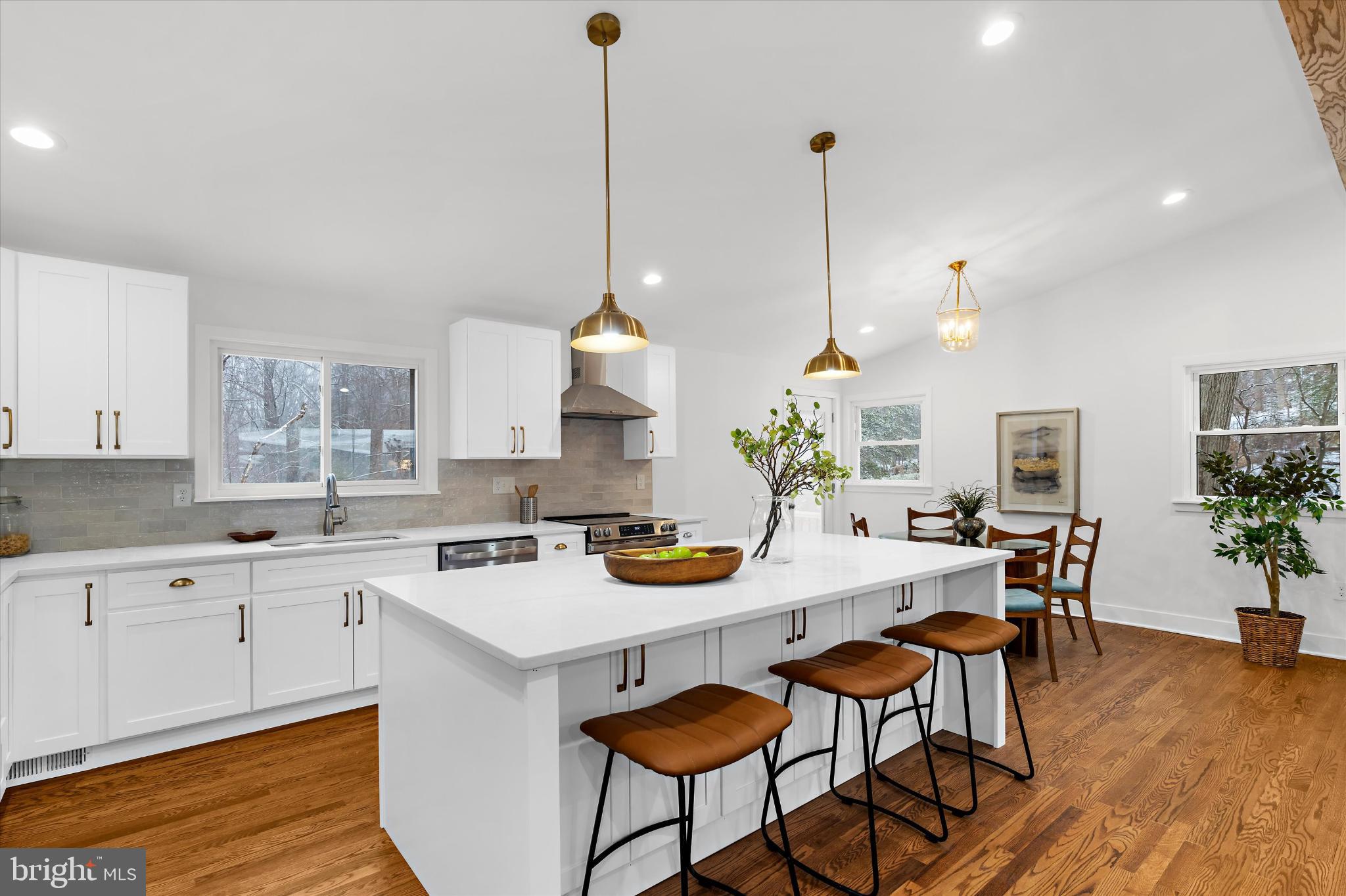 DOGWOOD HILL - Residential