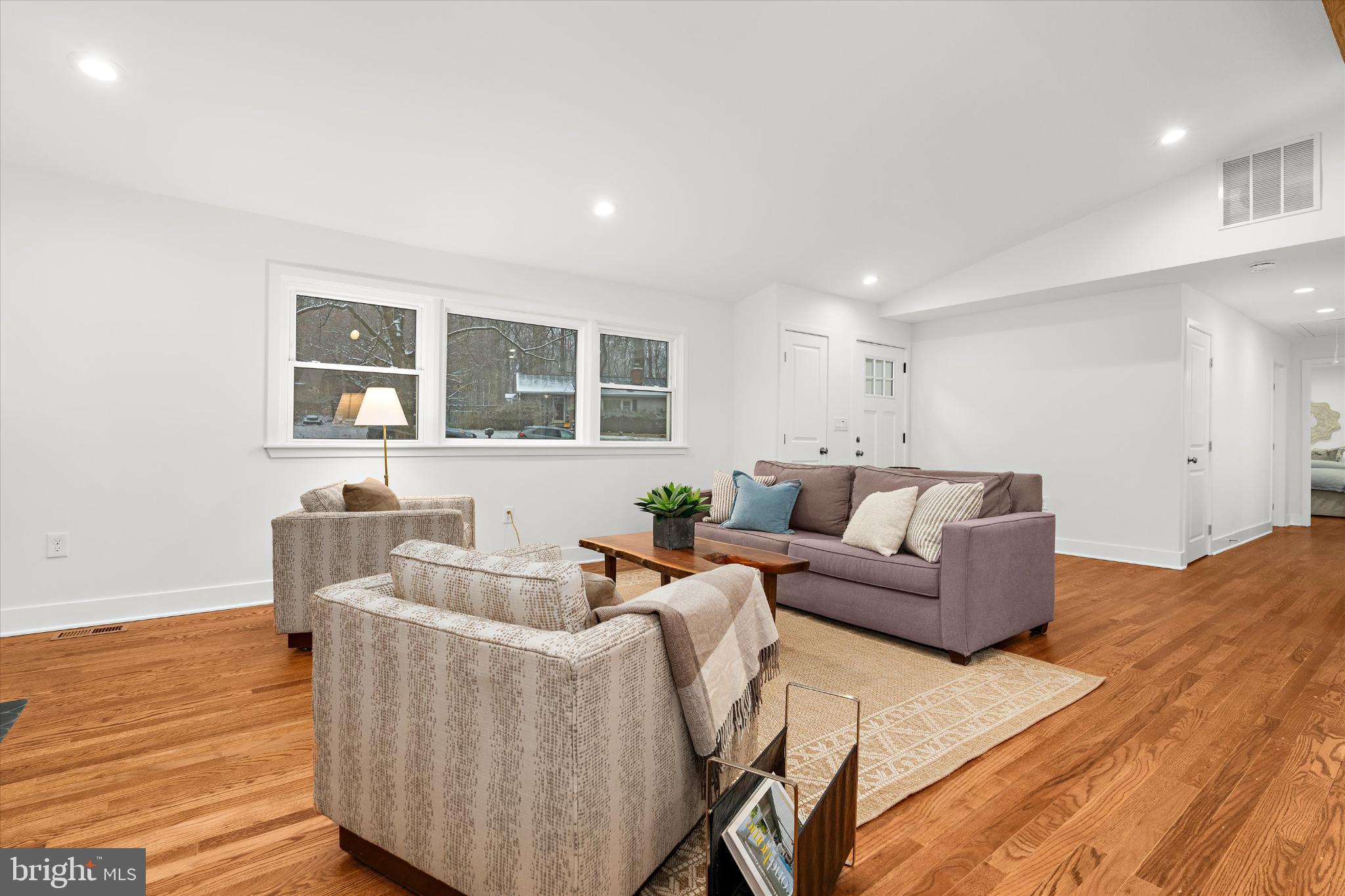 DOGWOOD HILL - Residential