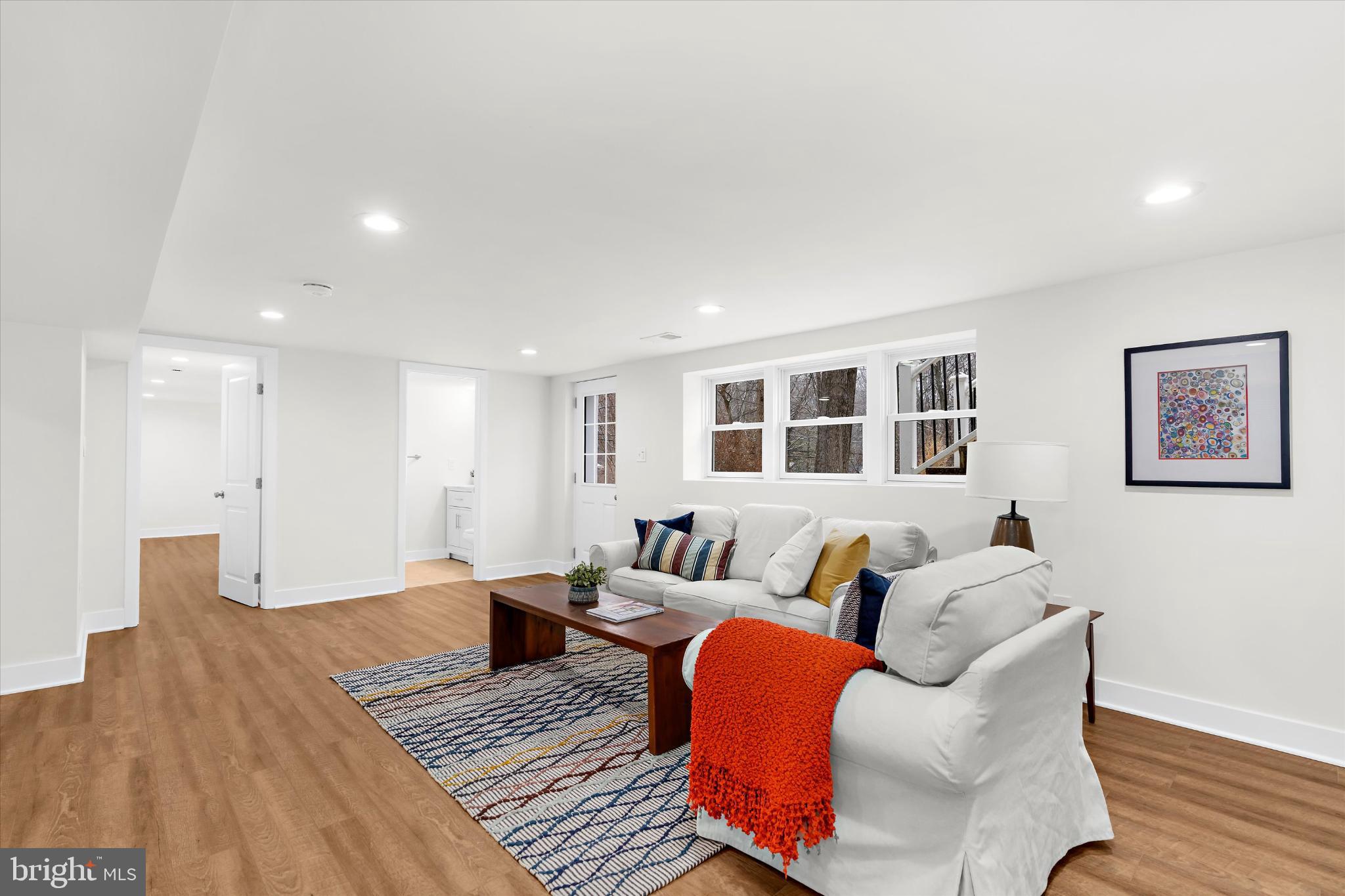 DOGWOOD HILL - Residential