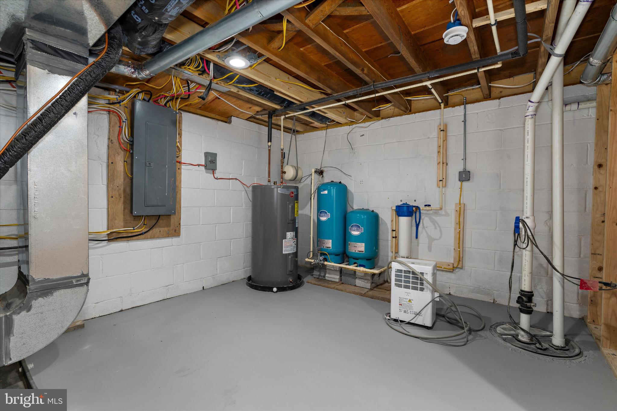 DOGWOOD HILL - Residential