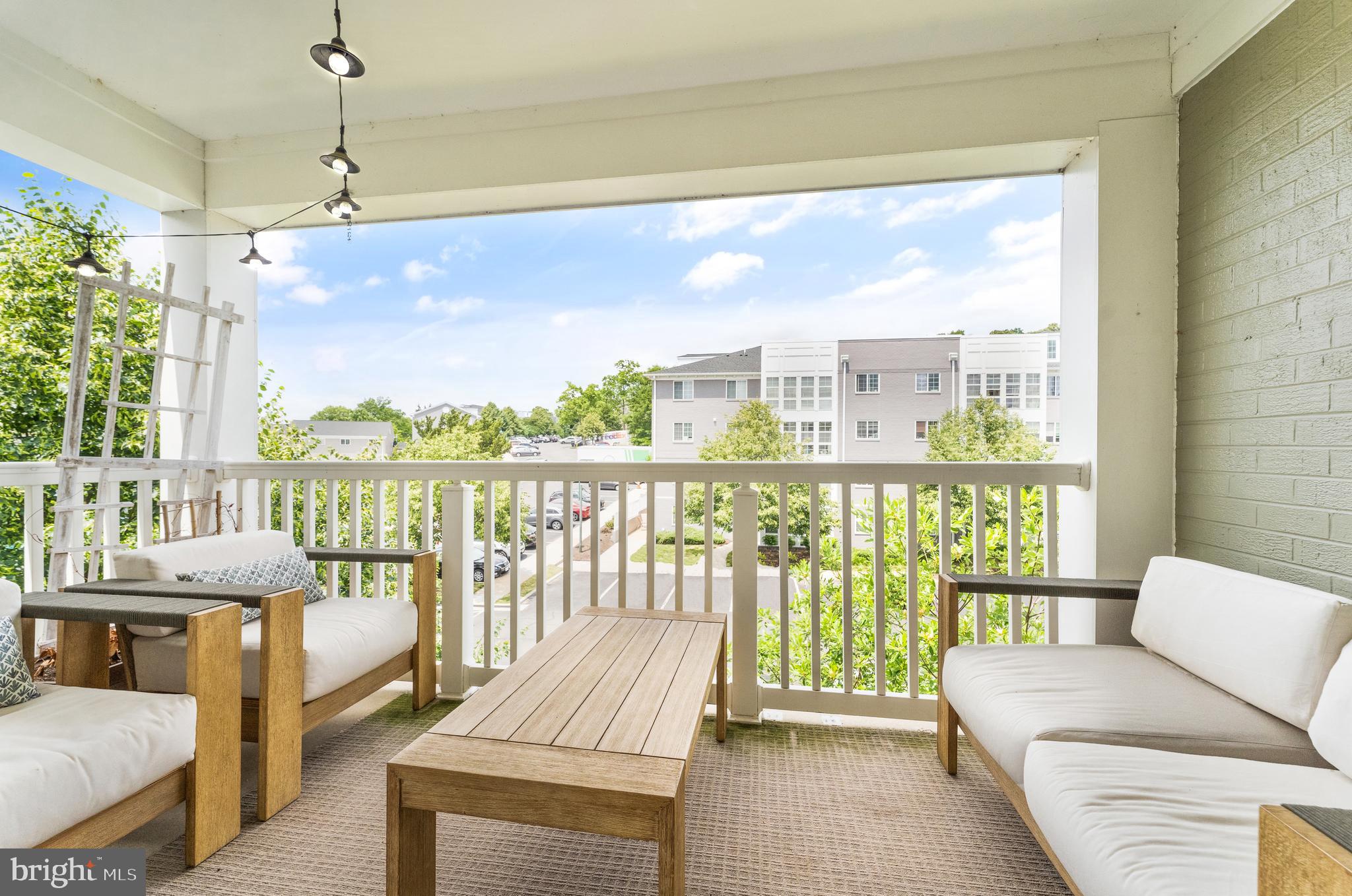 DOUGLAS PARK - Residential