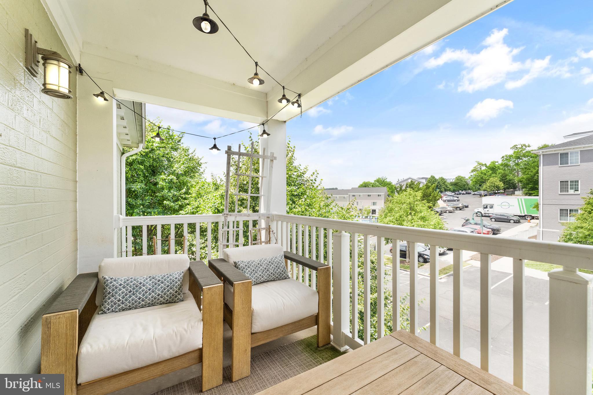 DOUGLAS PARK - Residential