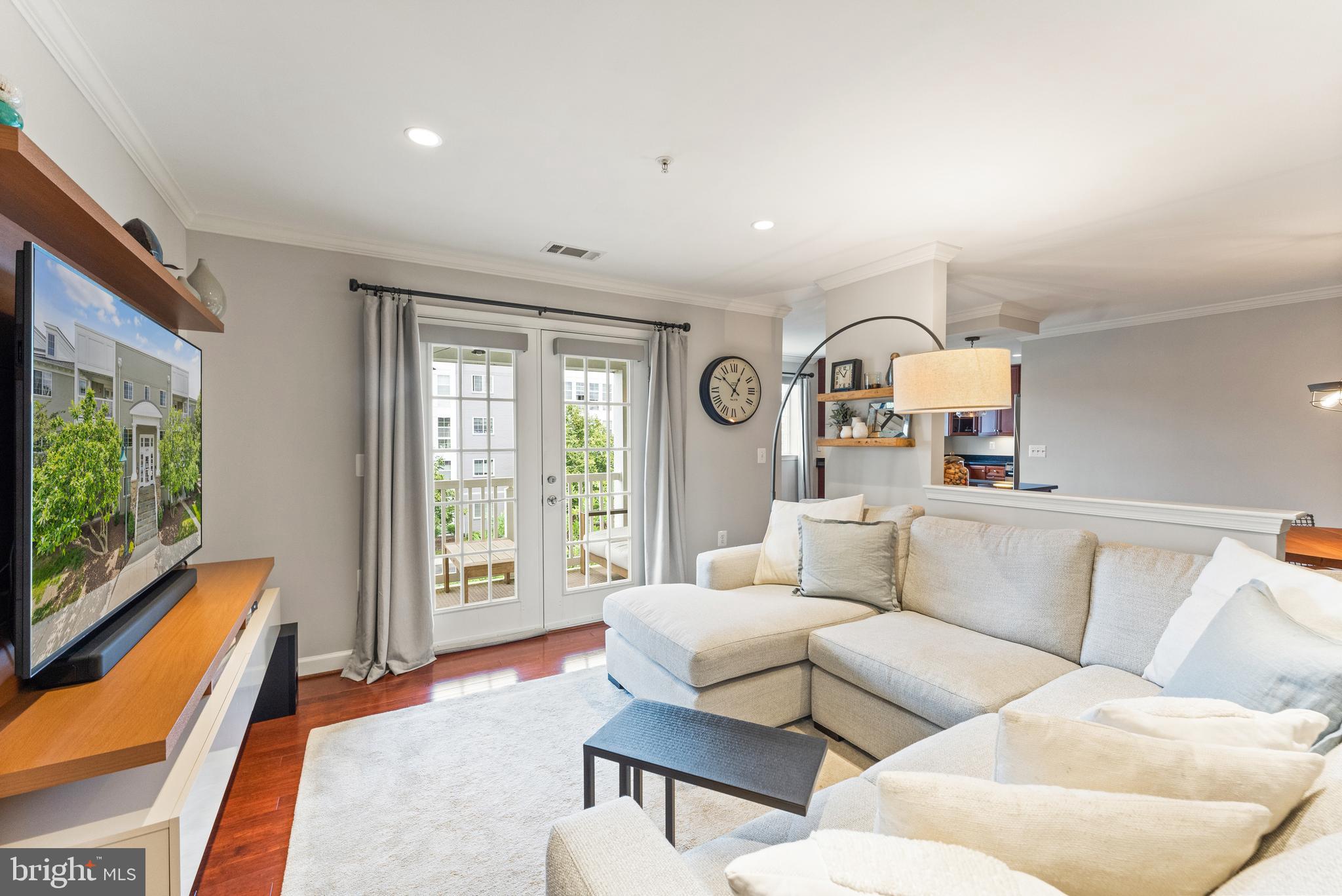 DOUGLAS PARK - Residential