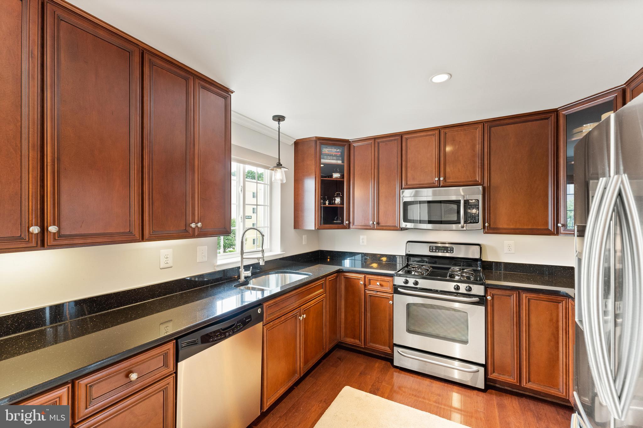 DOUGLAS PARK - Residential