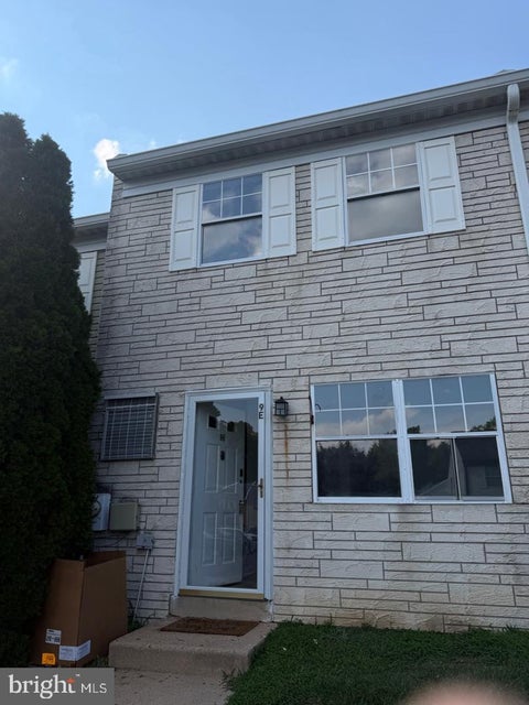 Townhouse For Rent - 515 N York Road #9-E<br/> Montgomery County, WILLOW GROVE, PA 19090