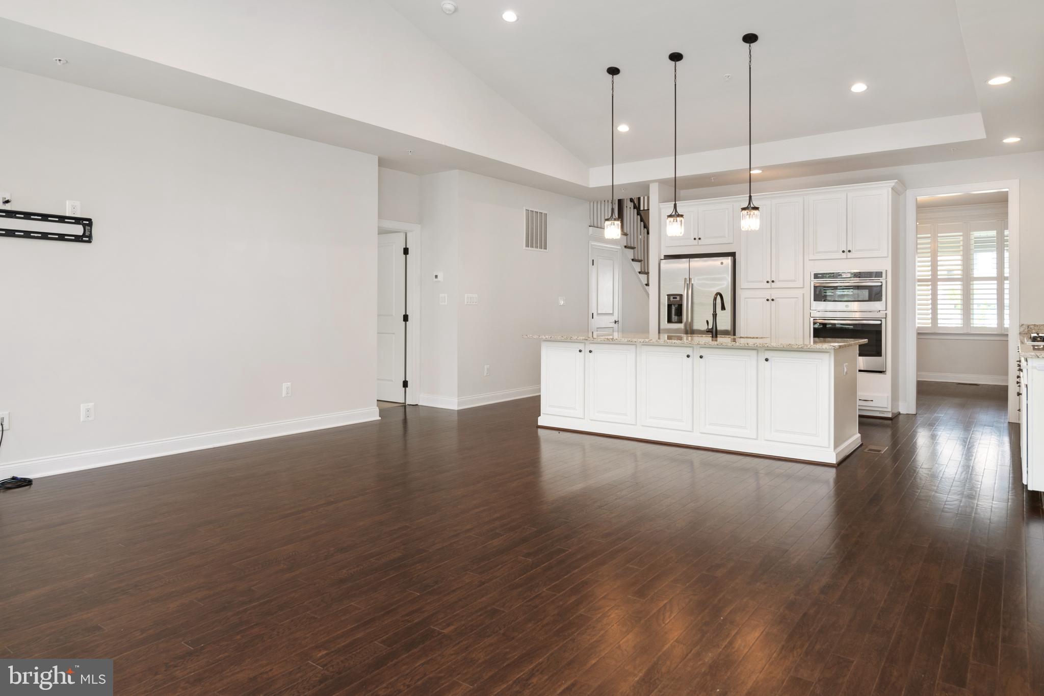 ARUNDEL FOREST - VILLAS - Residential Lease