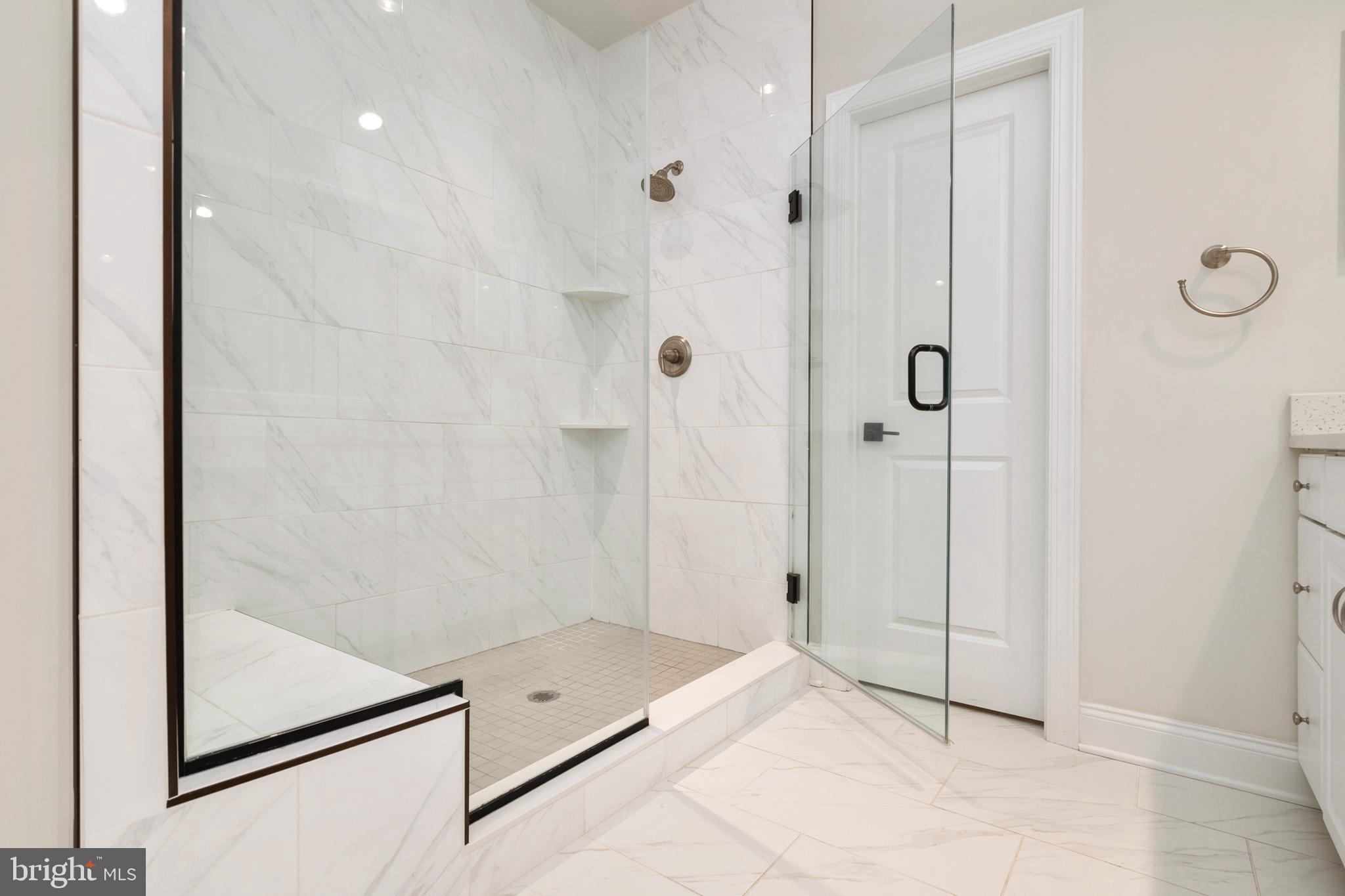 ARUNDEL FOREST - VILLAS - Residential Lease