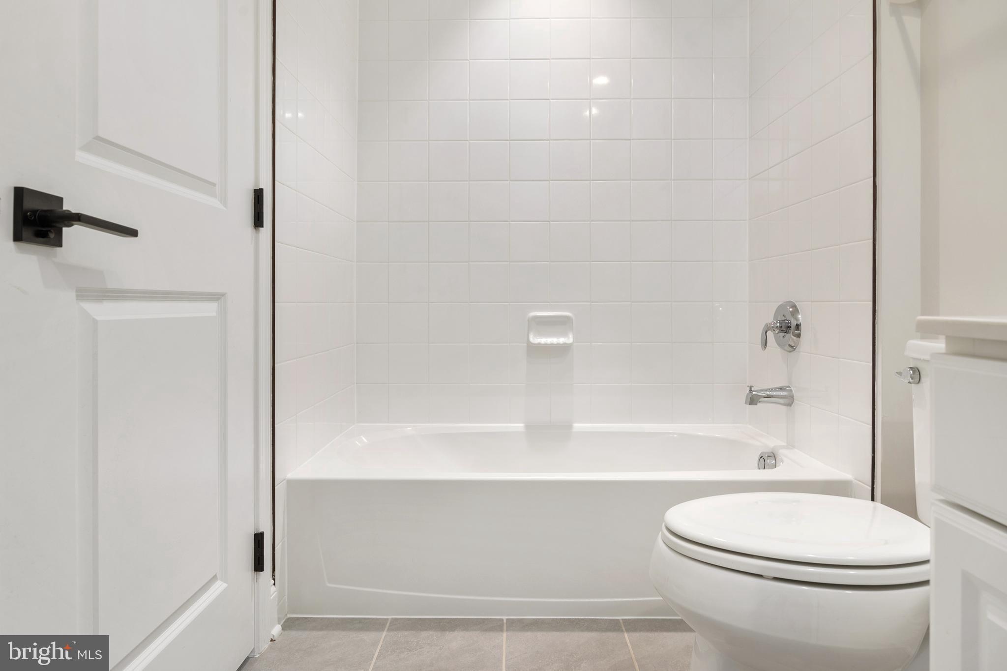 ARUNDEL FOREST - VILLAS - Residential Lease