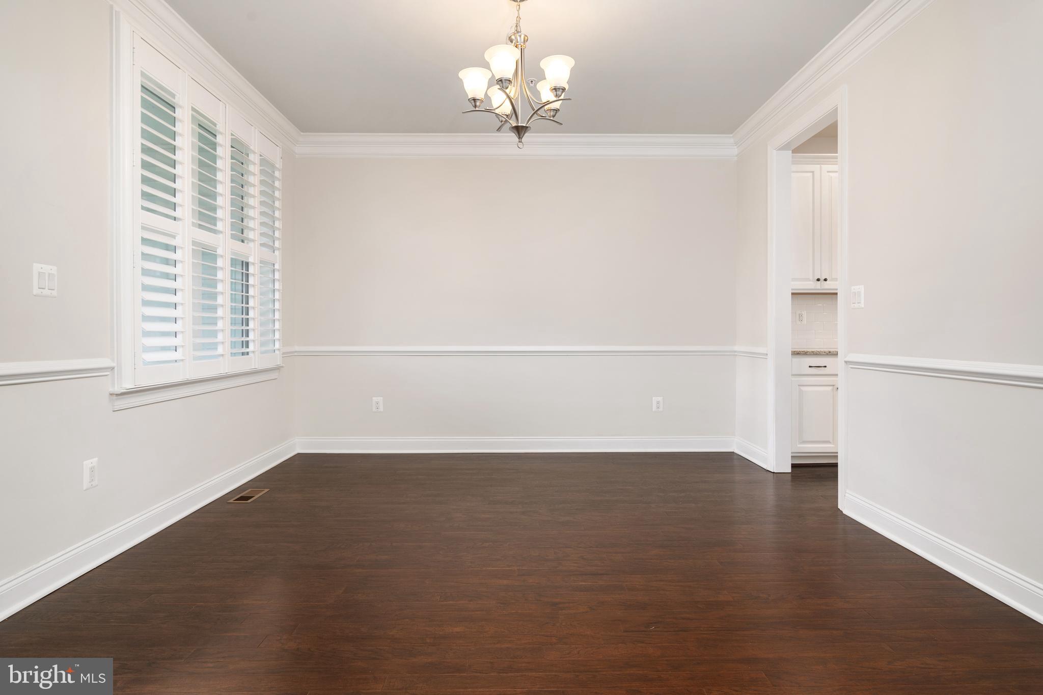 ARUNDEL FOREST - VILLAS - Residential Lease