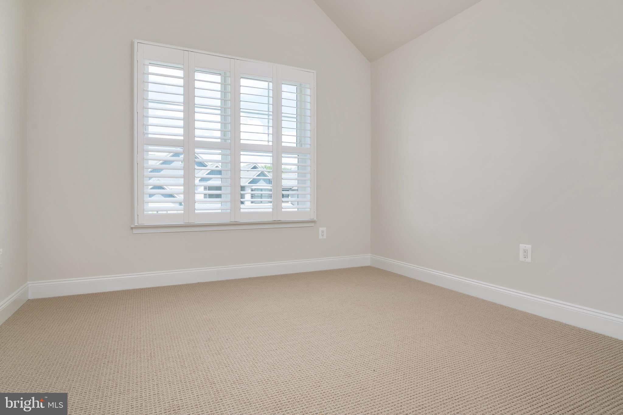 ARUNDEL FOREST - VILLAS - Residential Lease